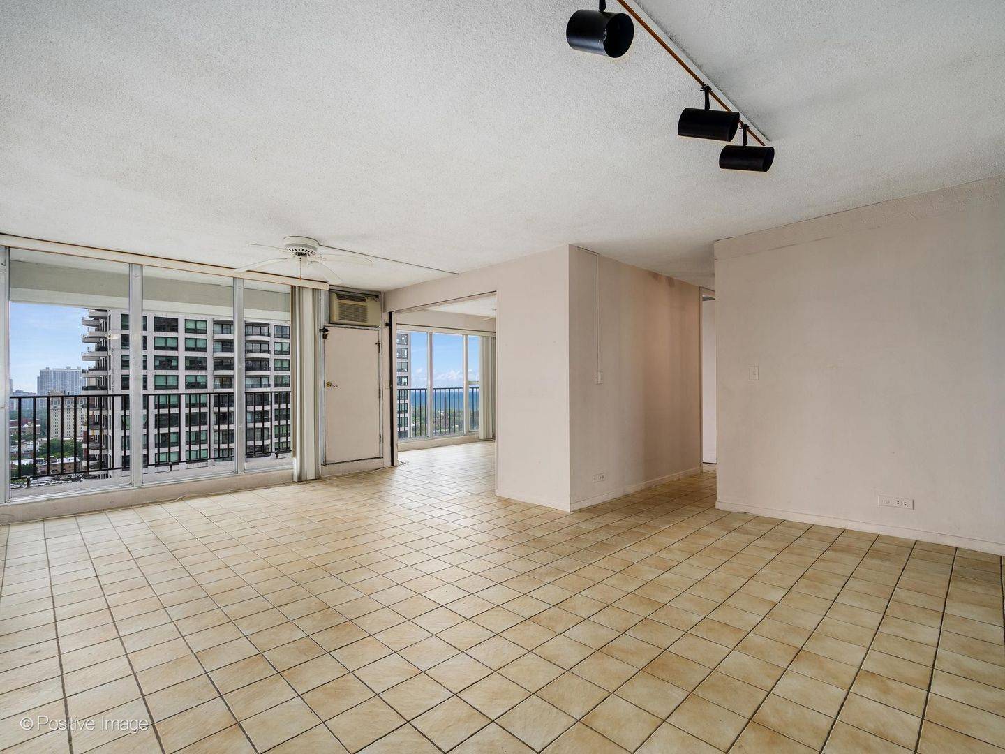1960 N Lincoln Park West #2103, Chicago, IL 60614