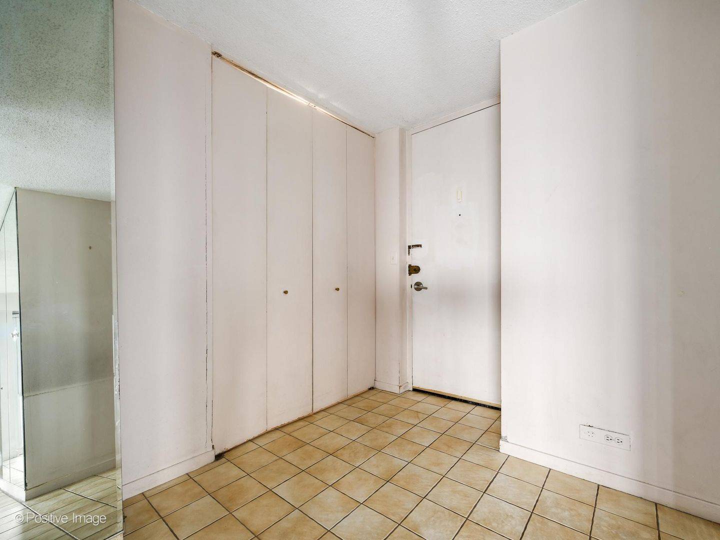 1960 N Lincoln Park West #2103, Chicago, IL 60614