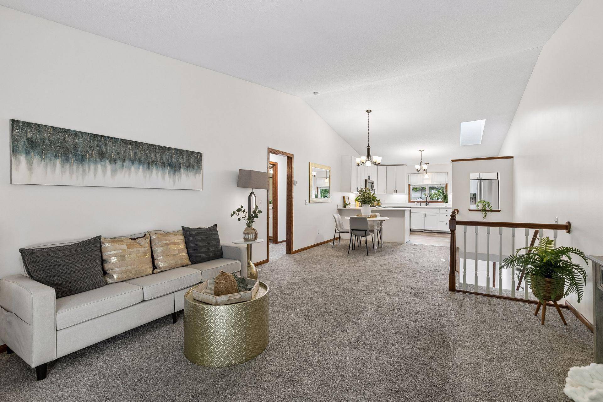 13049 Penn AVE S, Burnsville, MN 55337