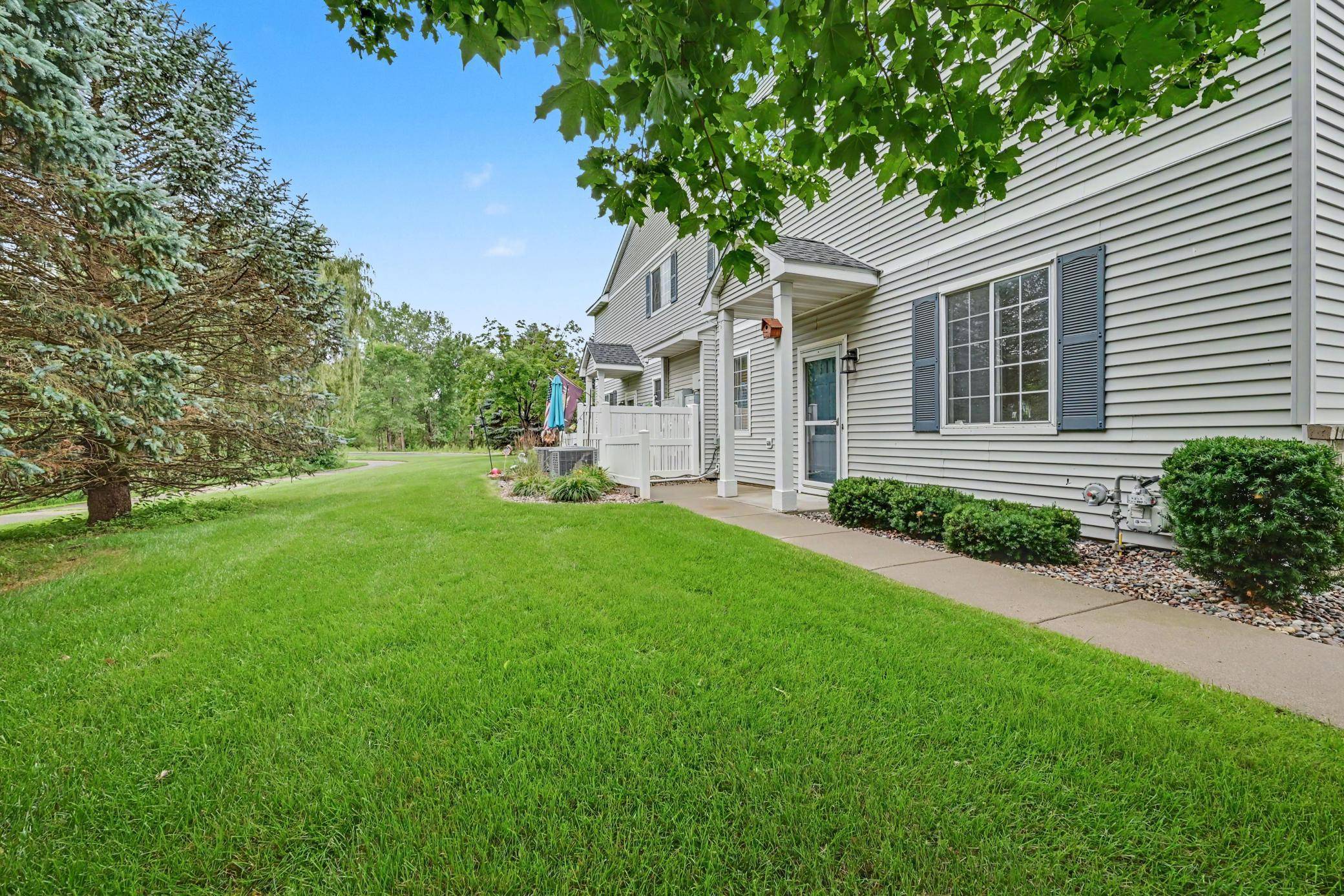 292 Tamarack TRL #808, Farmington, MN 55024