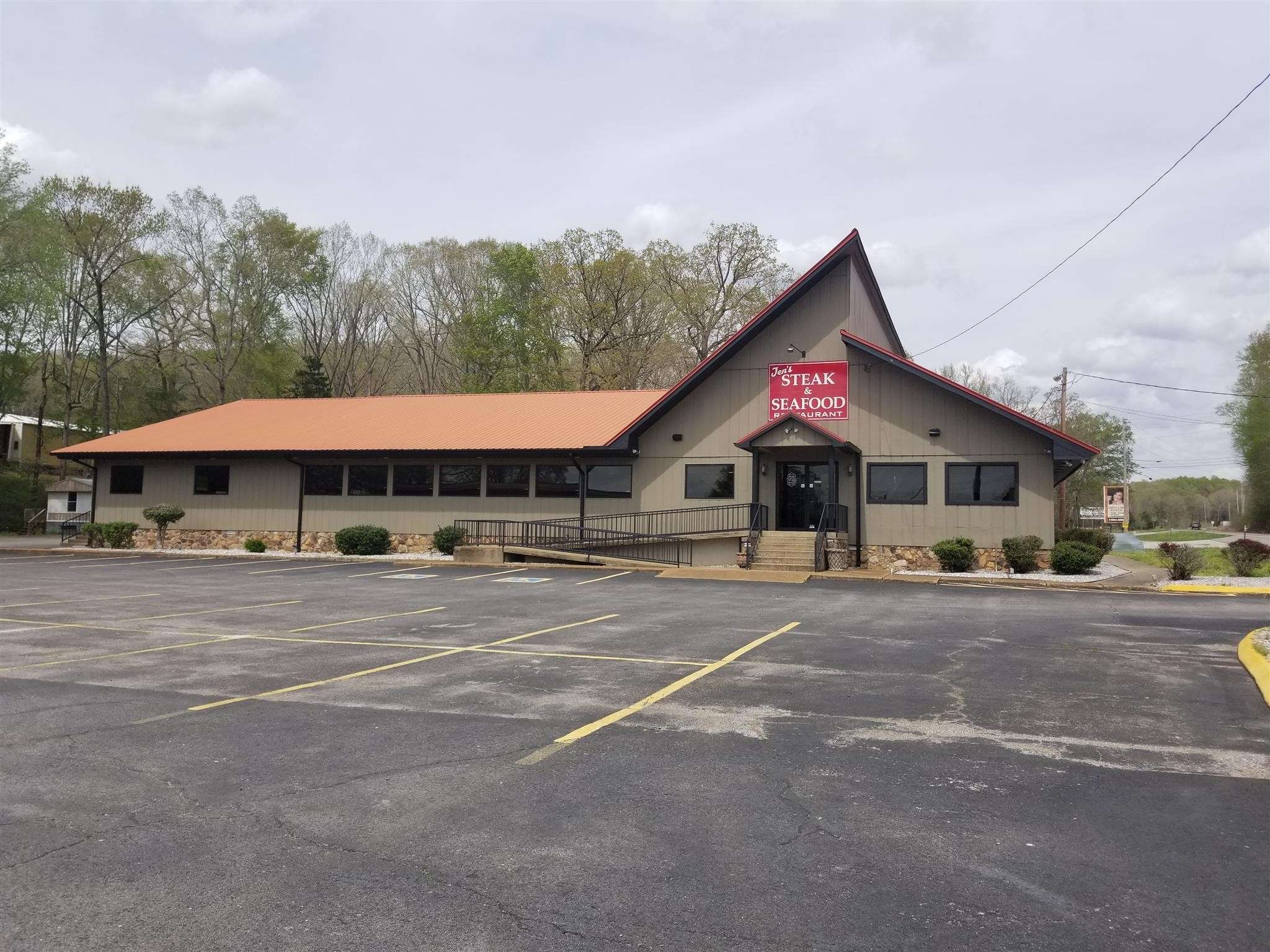 15371 Highway 13 S, Hurricane Mills, TN 37078
