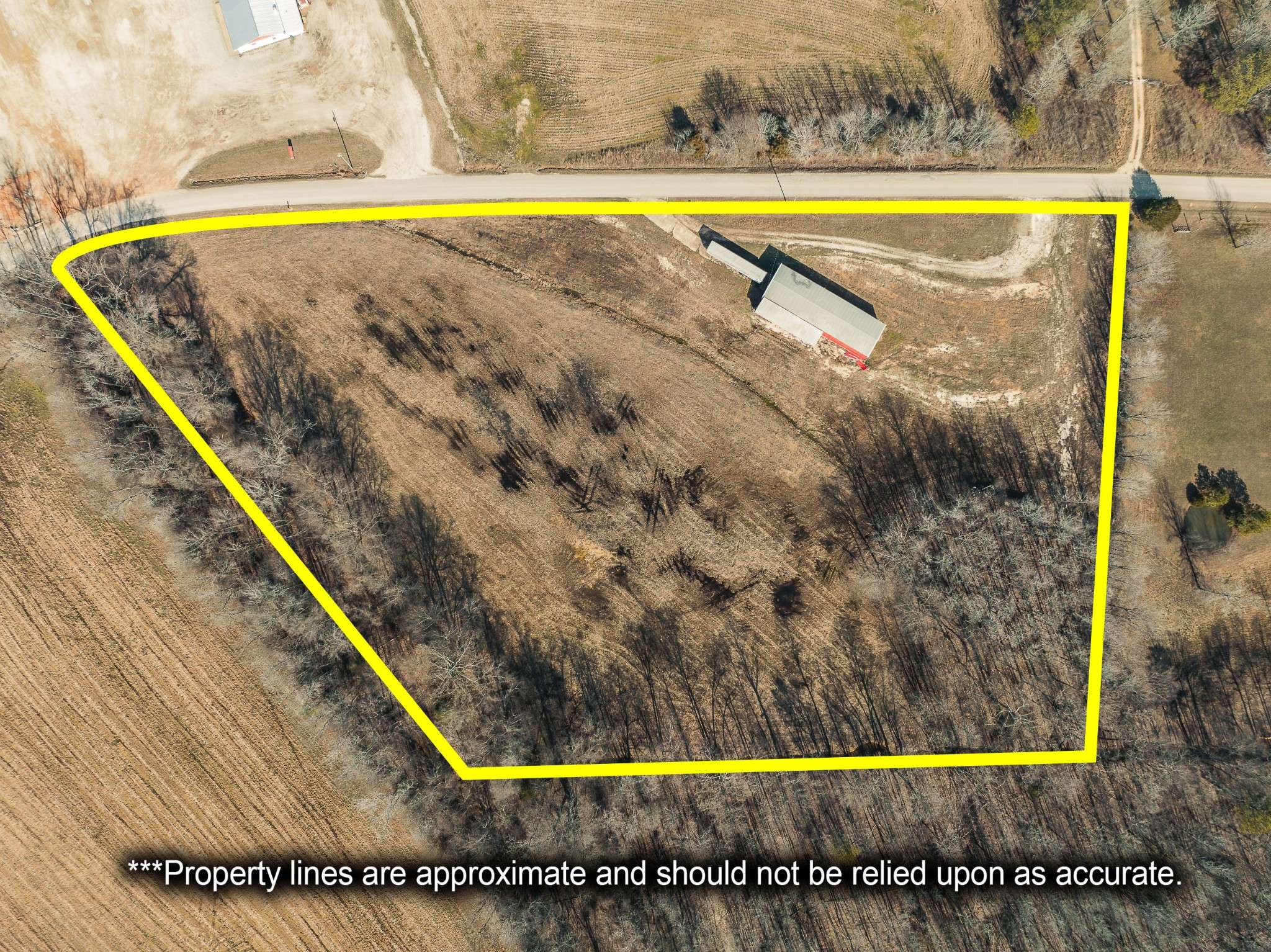 198 McIllwain Rd, Holladay, TN 38341
