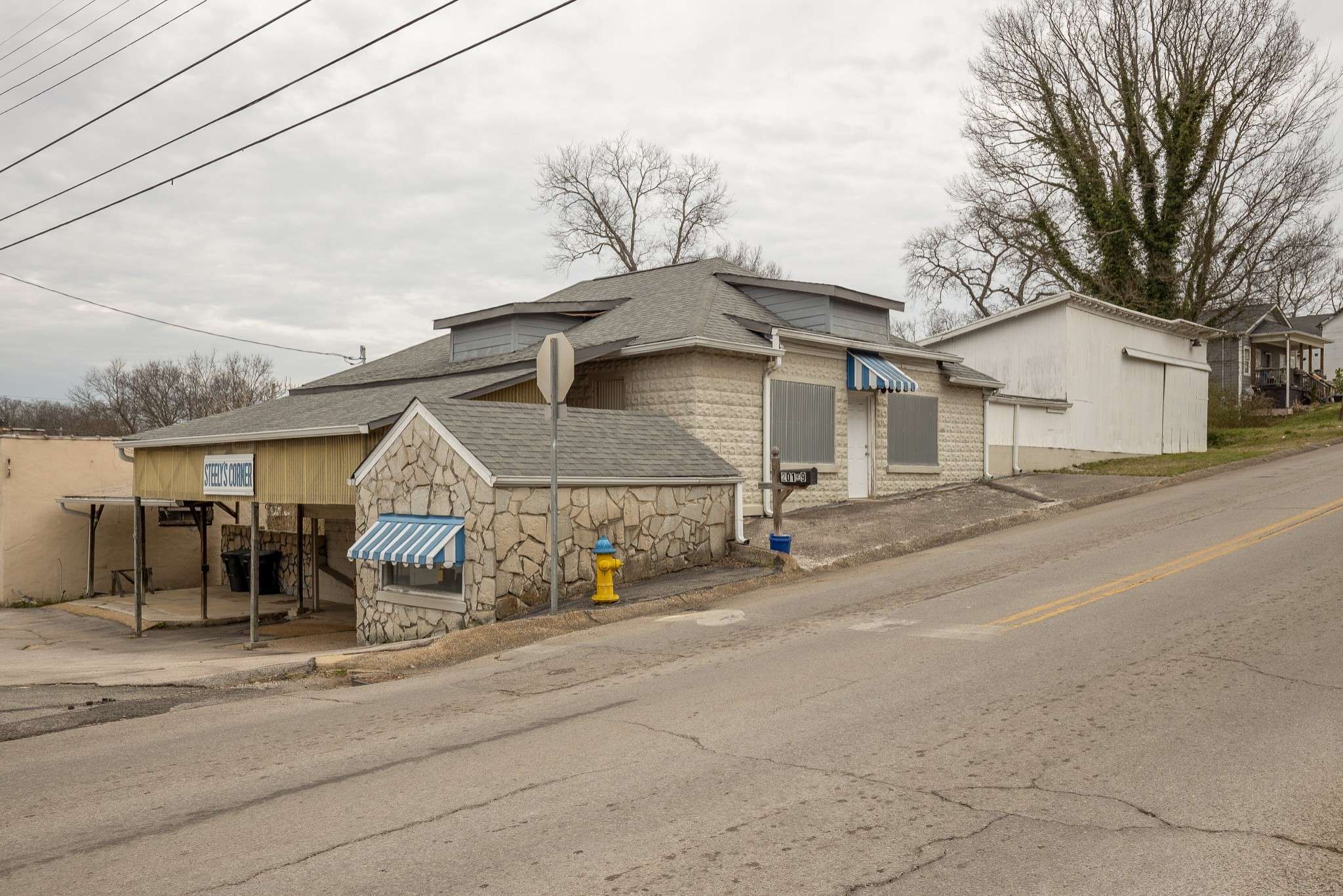 201 E 9th St, Columbia, TN 38401