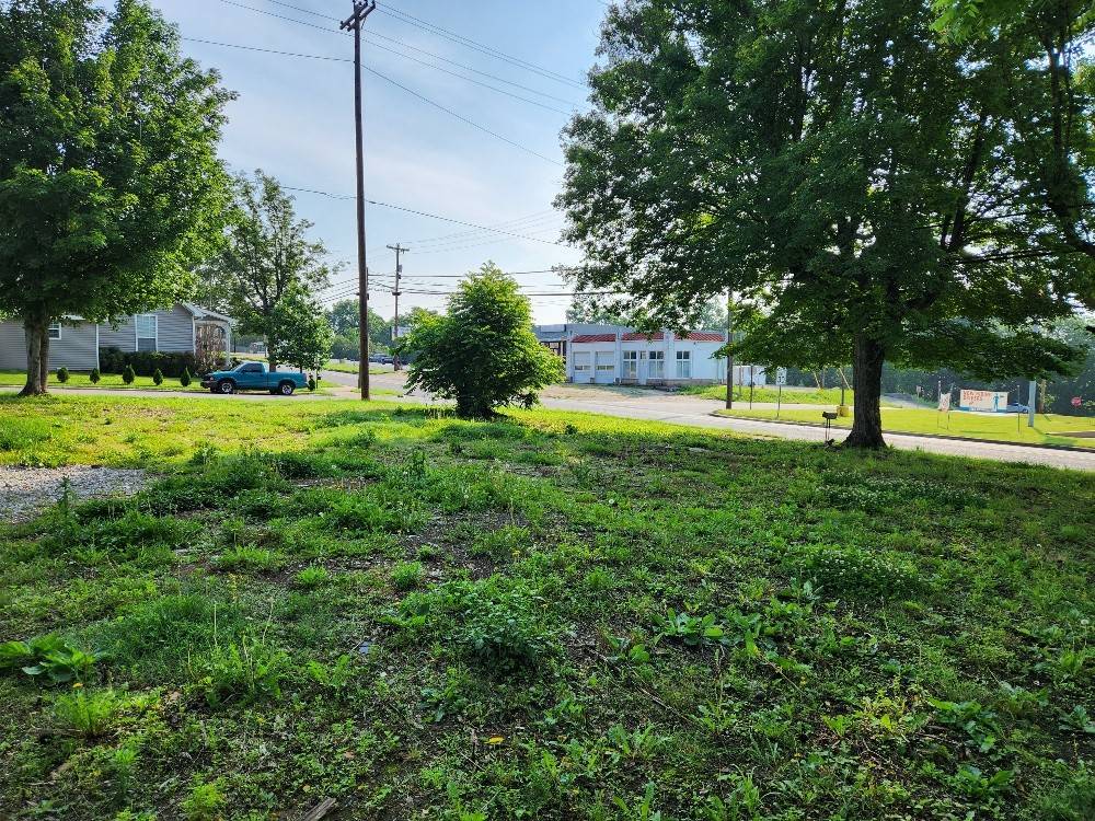 602 S 1st St, Pulaski, TN 38478