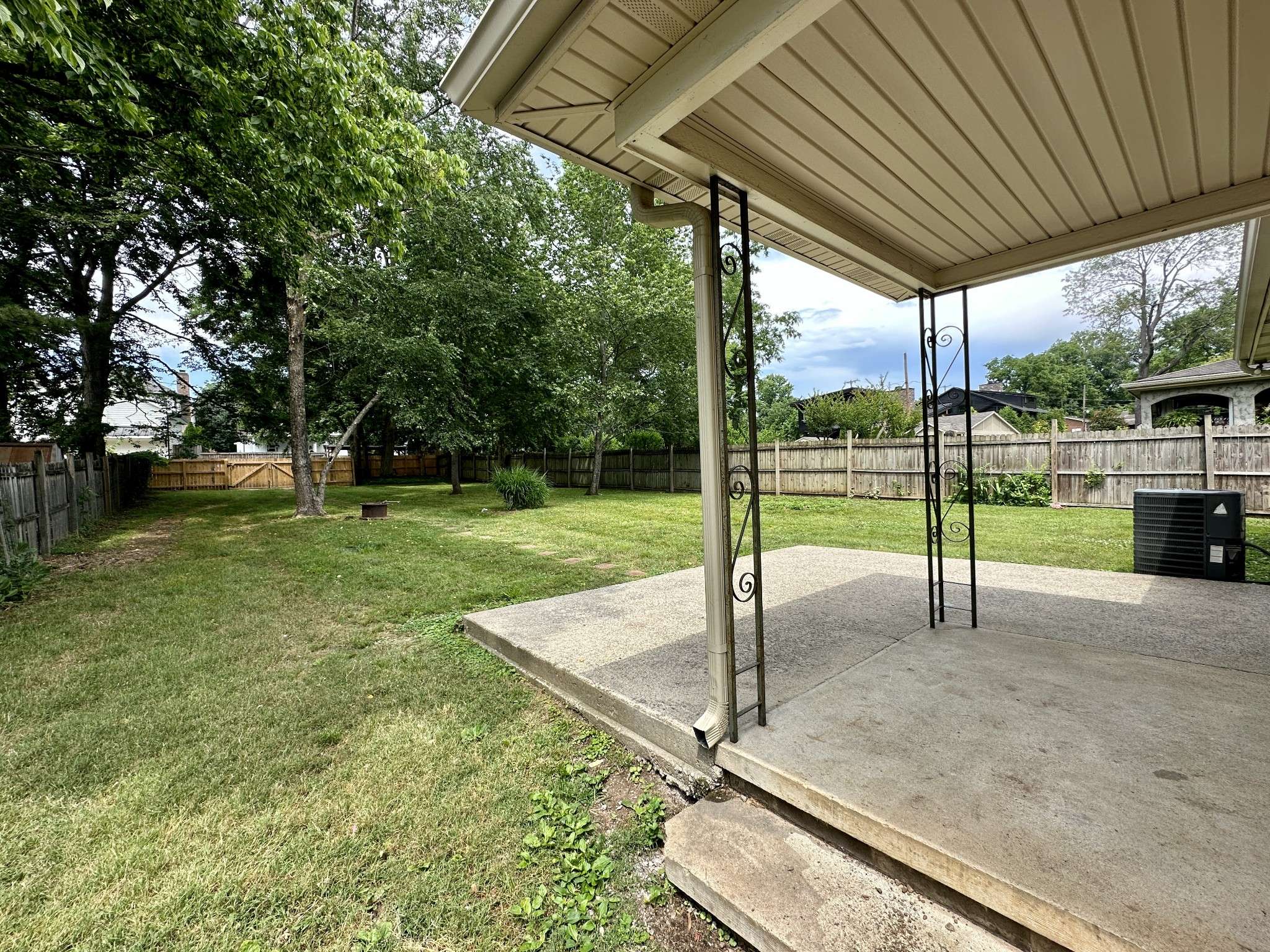 4208 Murphy Rd, Nashville, TN 37209