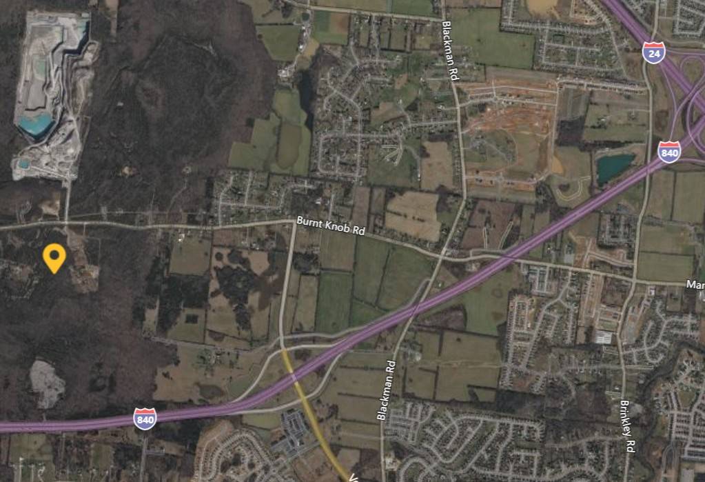 5925 Burnt Knob Rd, Murfreesboro, TN 37129
