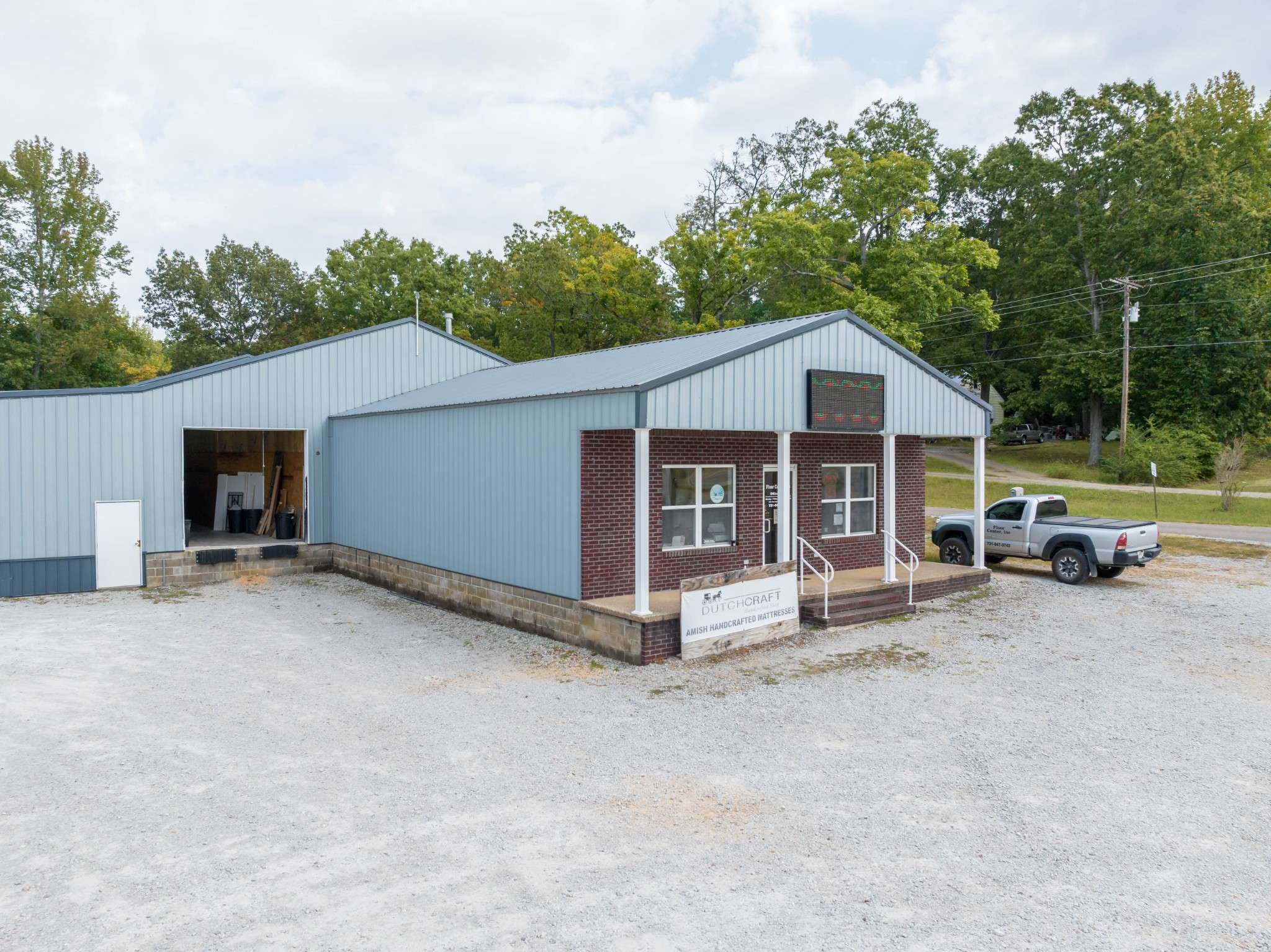 455 E Main St, Parsons, TN 38363