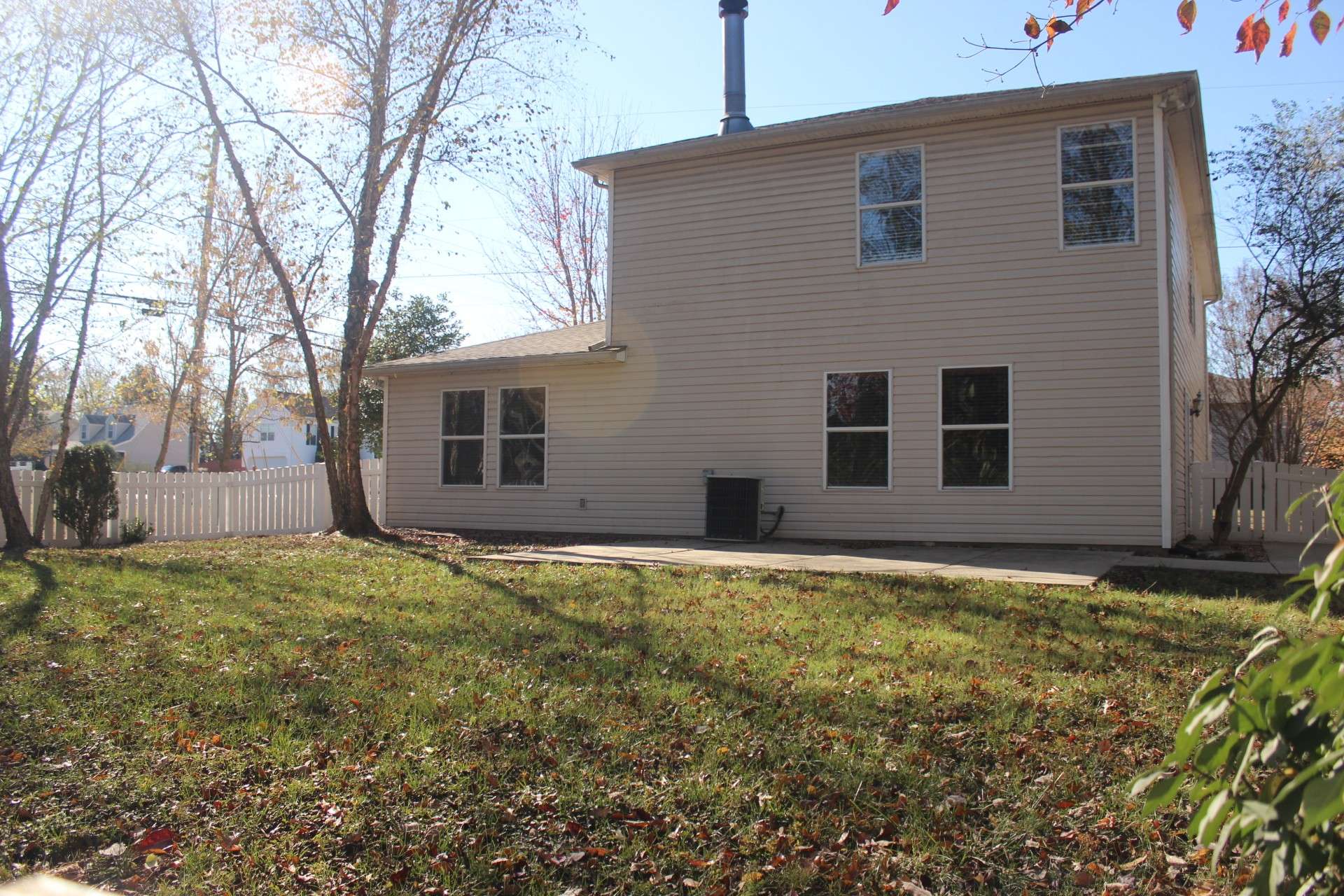 2797 Sutherland Dr, Thompsons Station, TN 37179