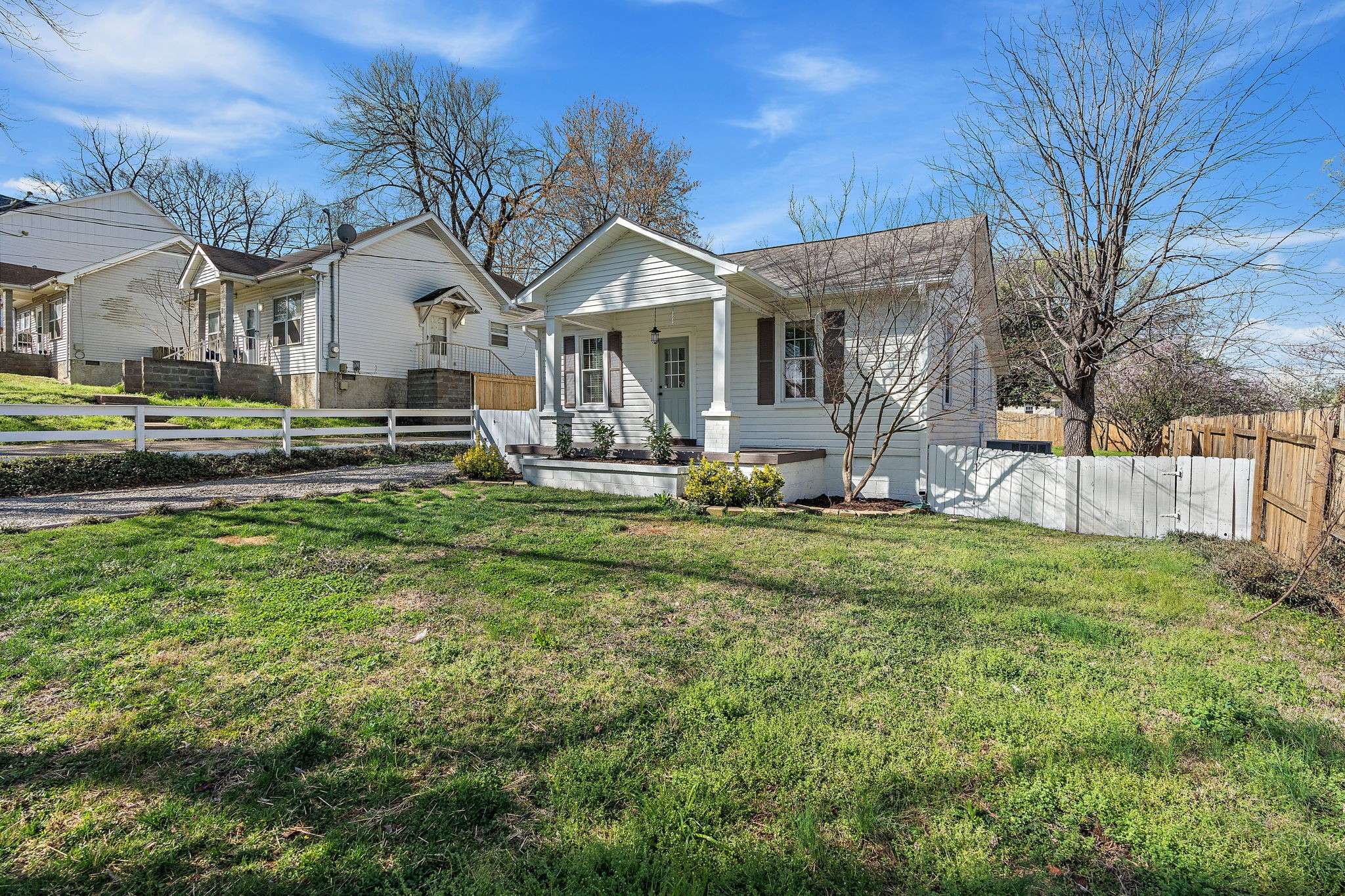 2233 Grandview Ave, Nashville, TN 37211