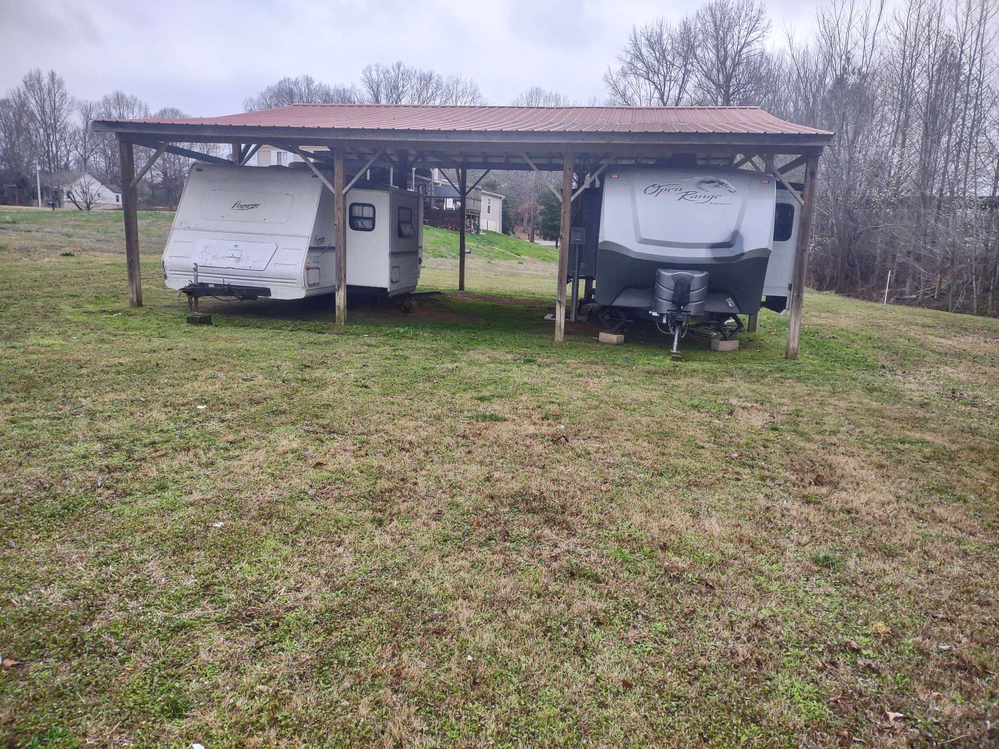 59 Lakeside Ln, Decaturville, TN 38329