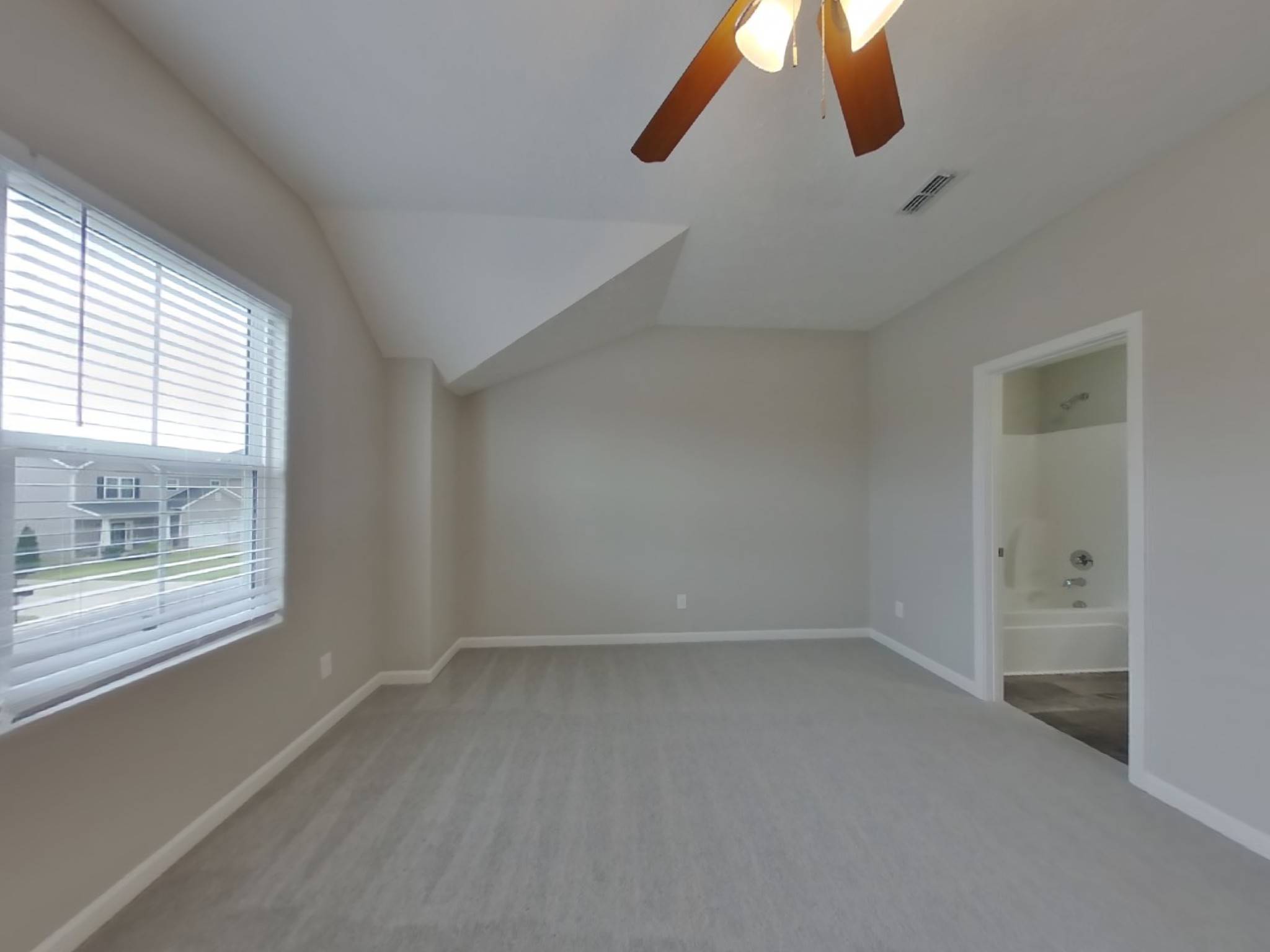 1713 Sunray Dr, Murfreesboro, TN 37127