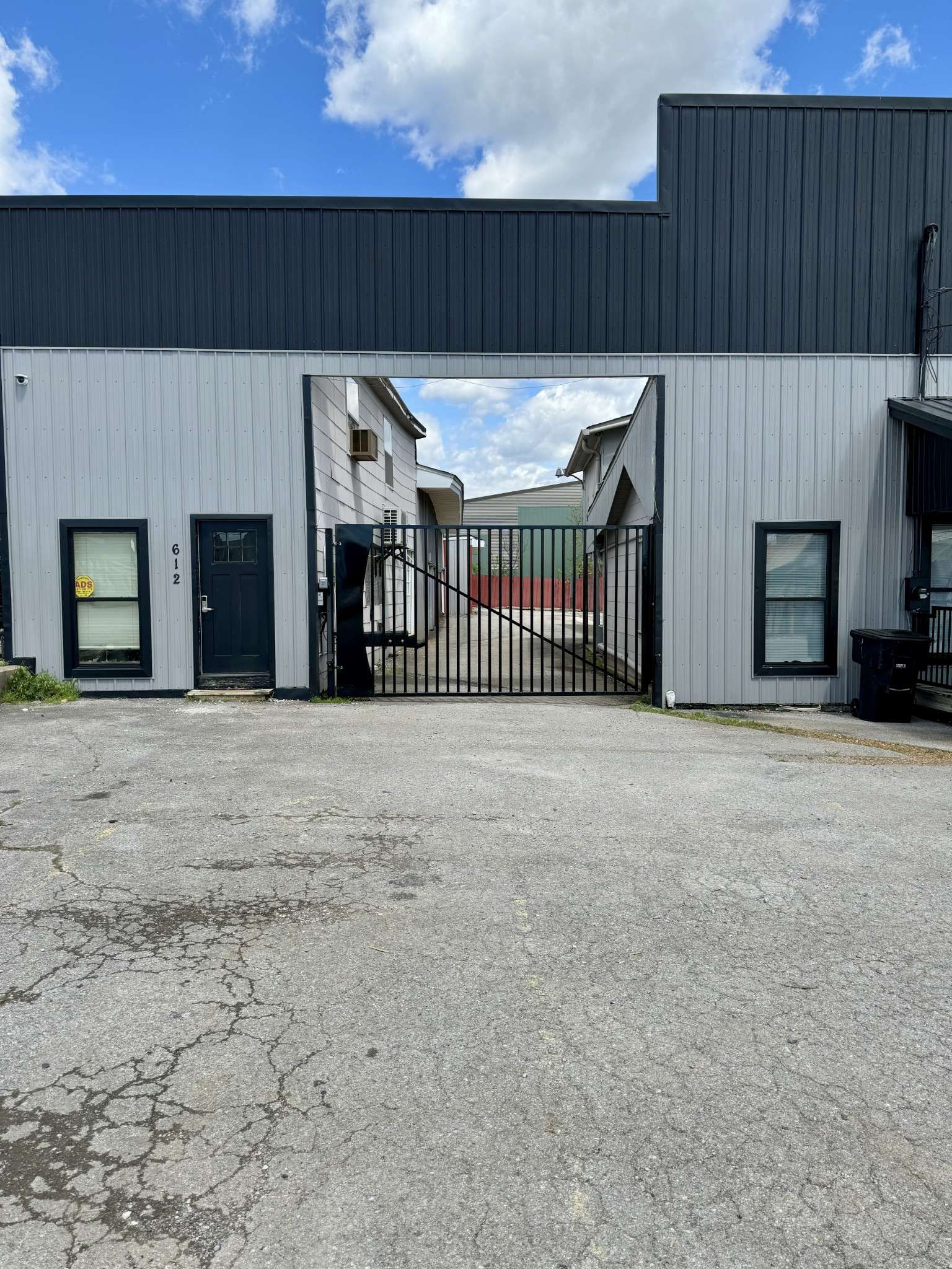 610 W Burton St #W, Murfreesboro, TN 37130