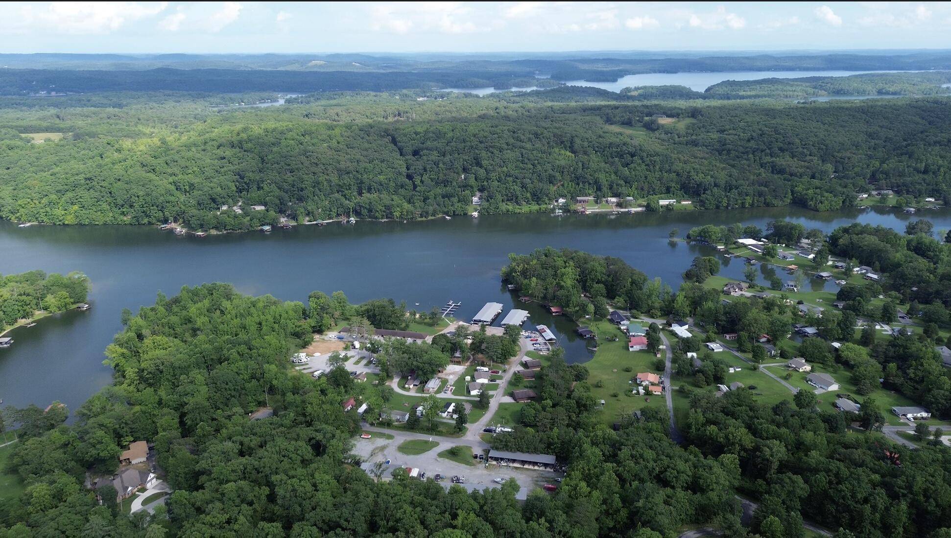 137 Randall Fugate Road, Spring City, TN 37381