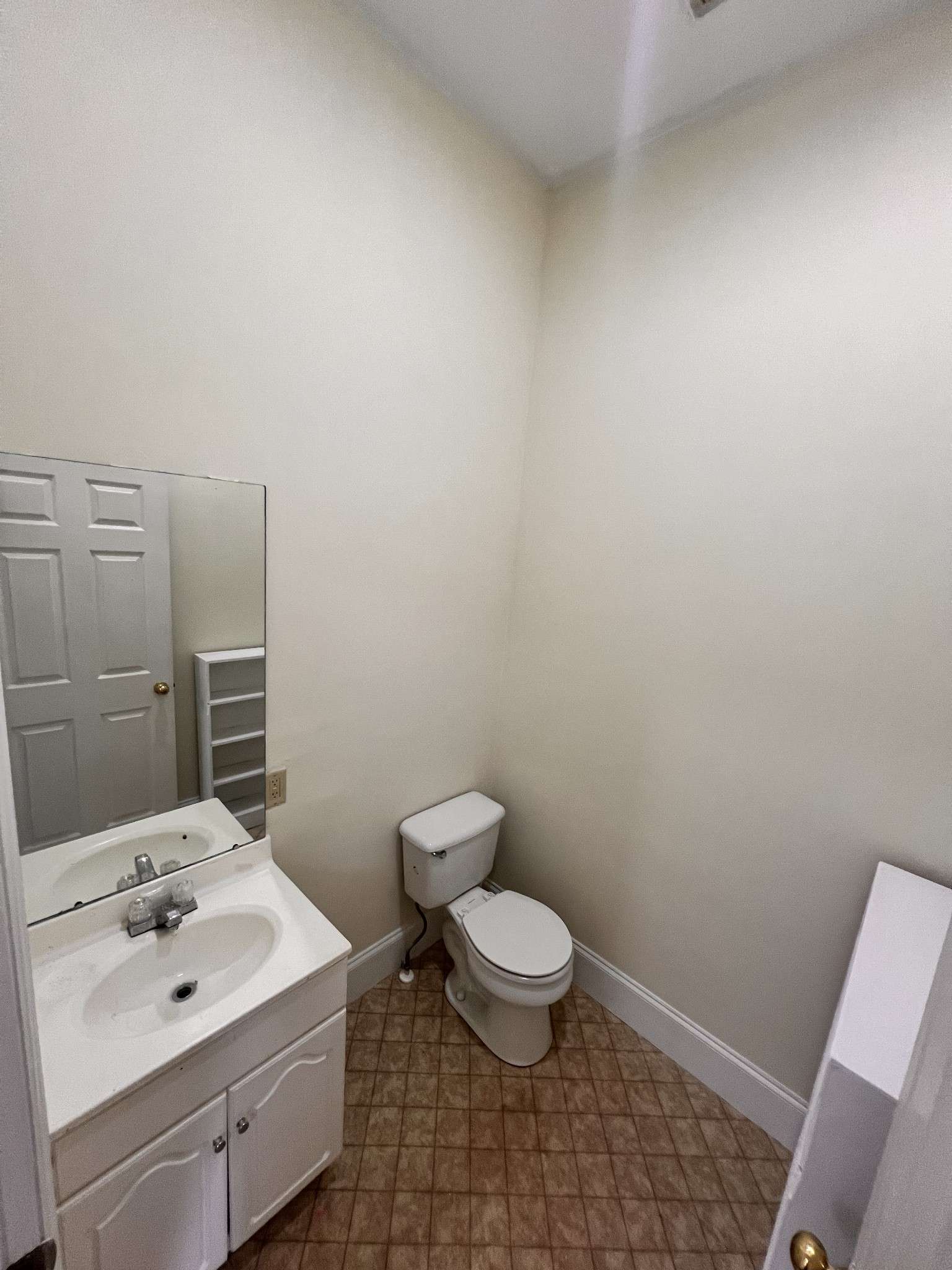 219 Commerce St #W #A, Lewisburg, TN 37091