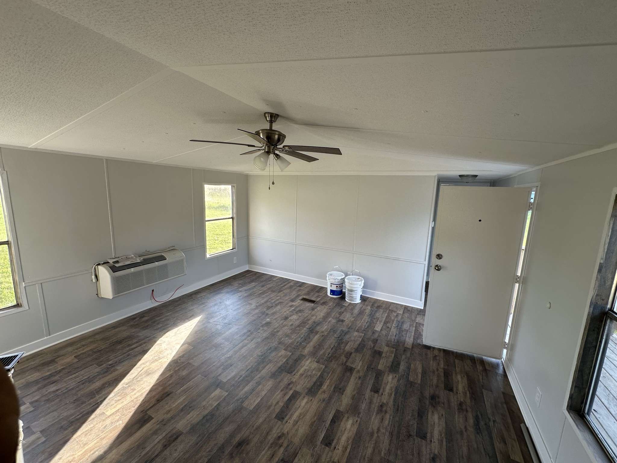 12 Young road, Buffalo Valley, TN 38548
