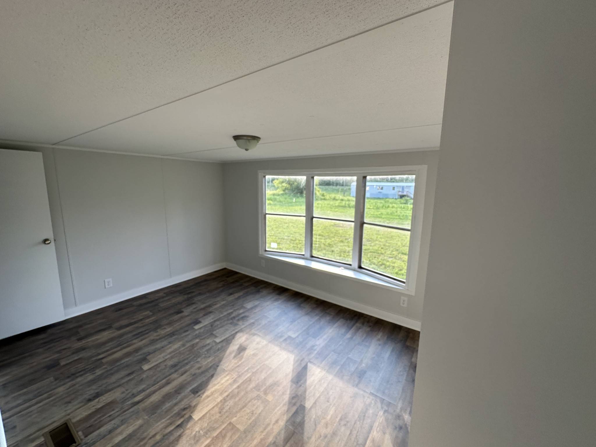 12 Young road, Buffalo Valley, TN 38548