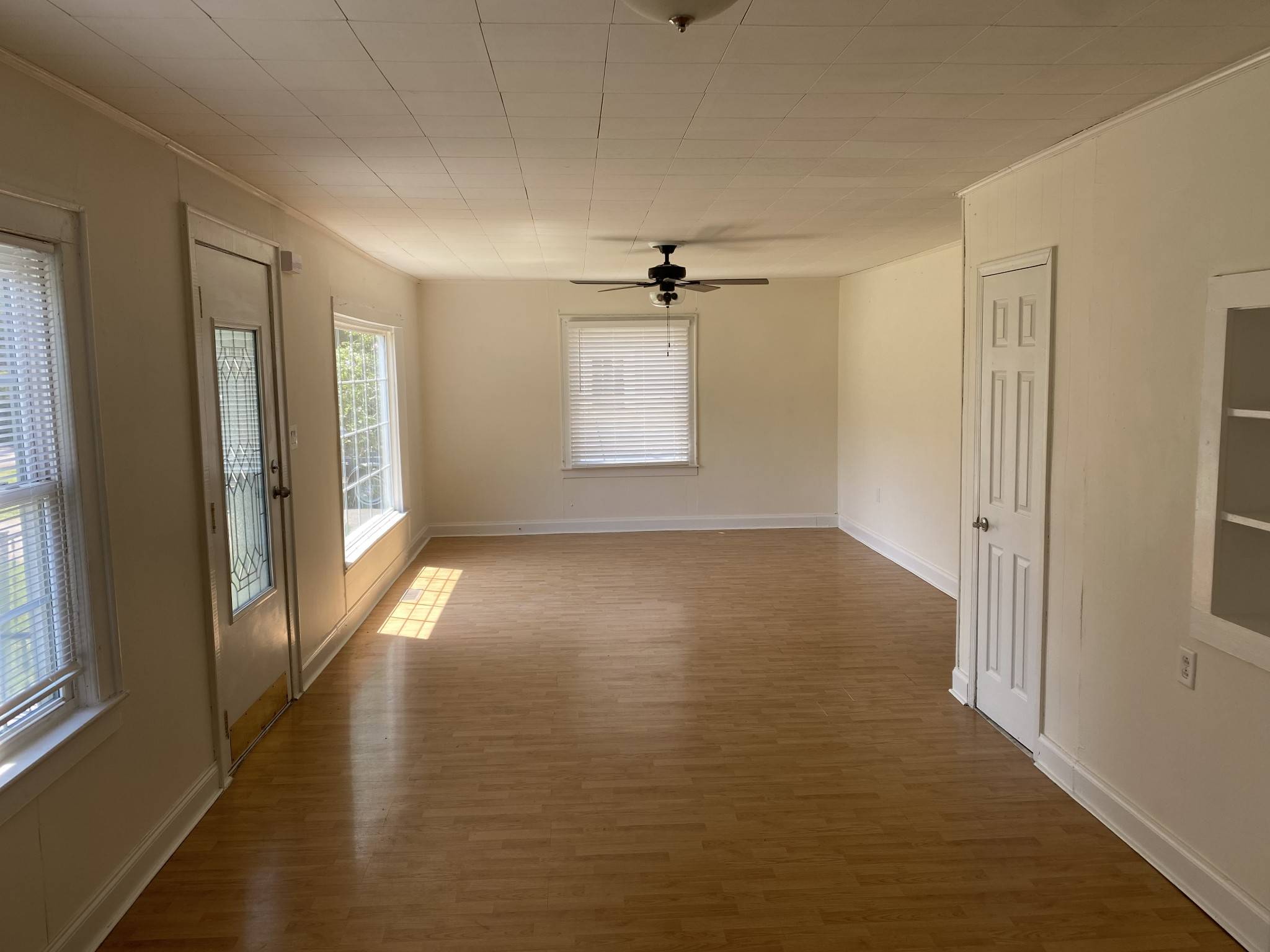 652 Trimble Ave, Gallatin, TN 37066