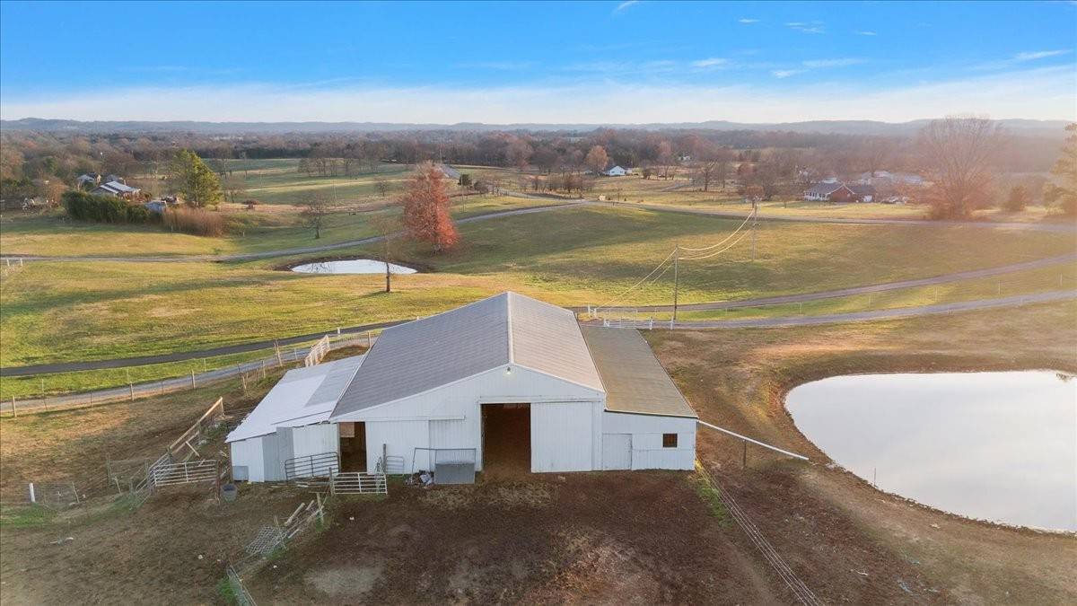 143 Coble Rd, Shelbyville, TN 37160