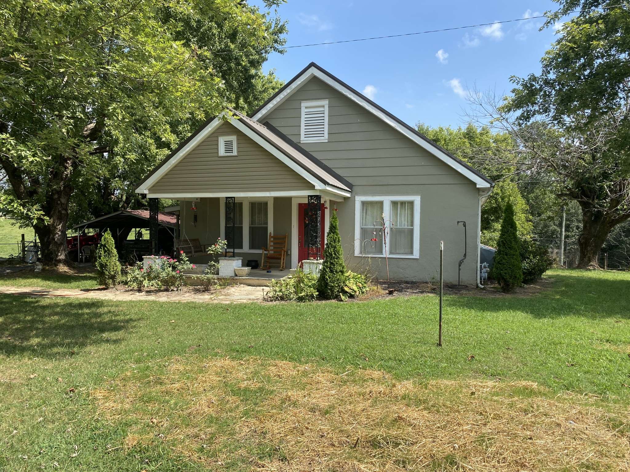 691 Hodges Bridge Rd, Doyle, TN 38559