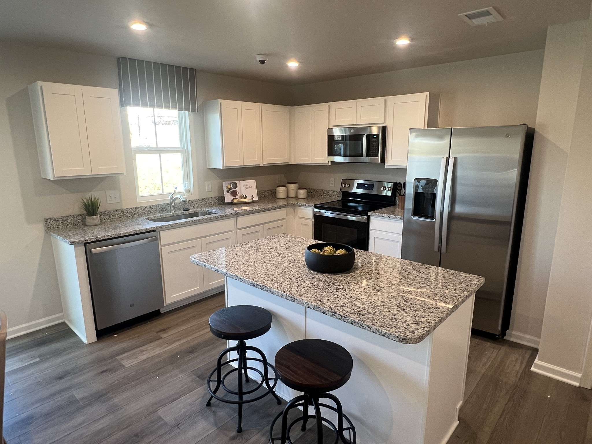 1121 Aubrey Meadows Pl, Franklin, KY 42134