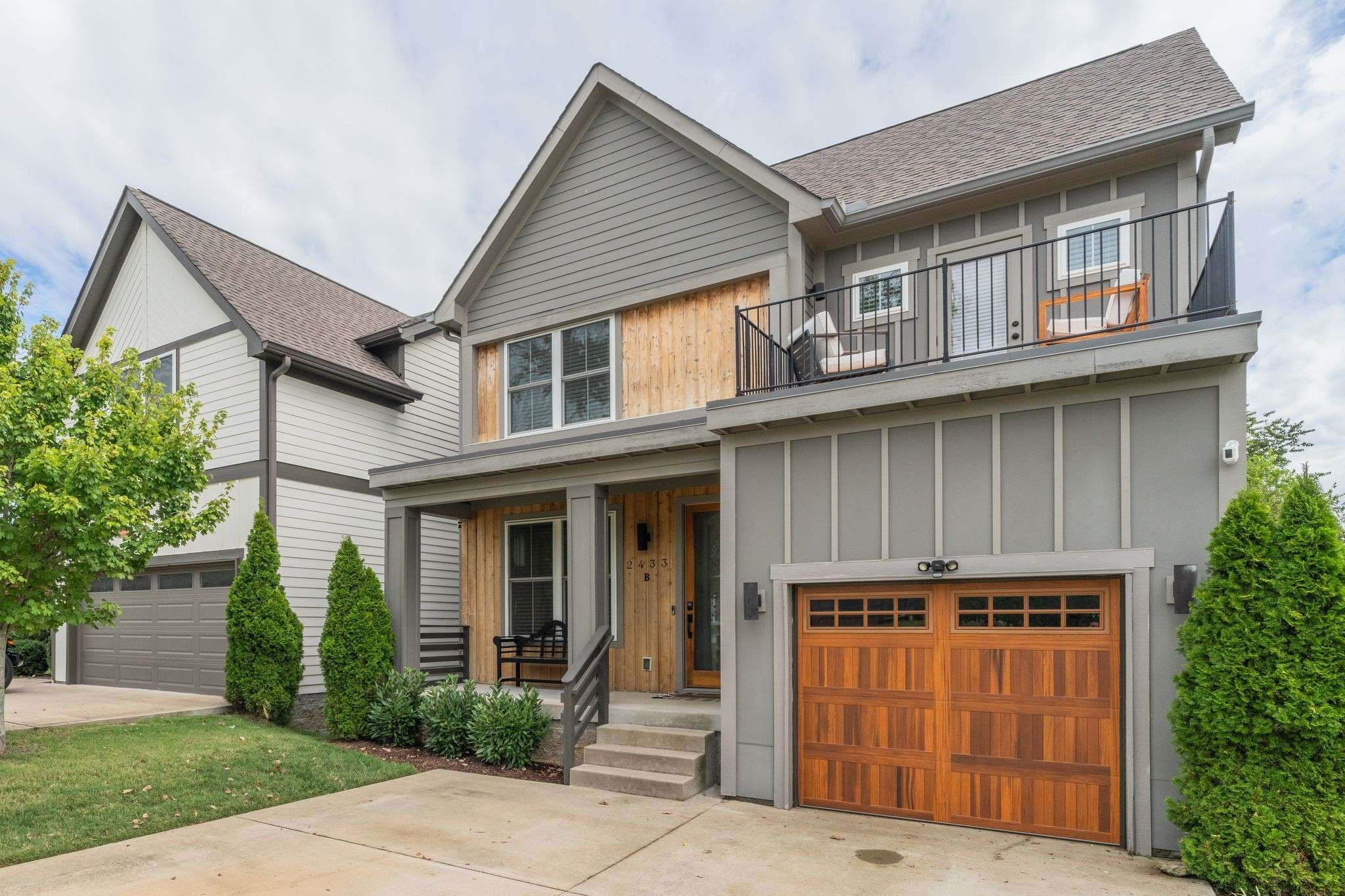2433B Chapman Dr, Nashville, TN 37206