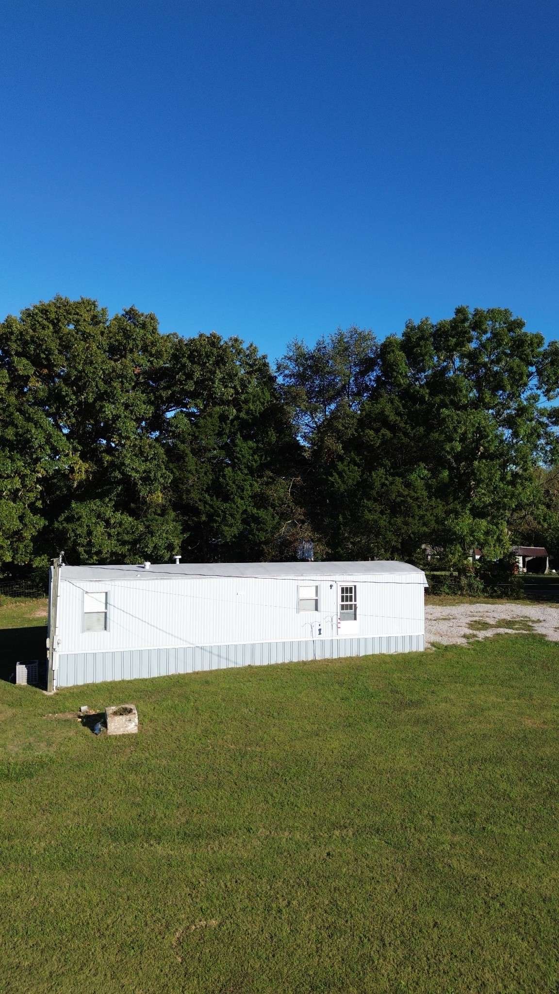 646 Barnes Mill Rd, Smithville, TN 37166