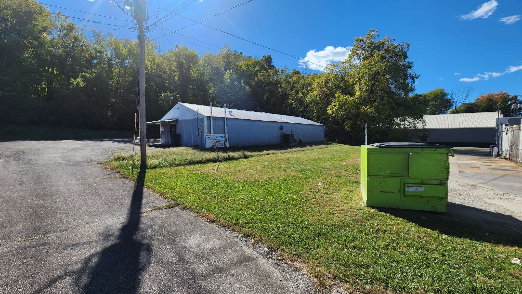302 W Main St, Waverly, TN 37185
