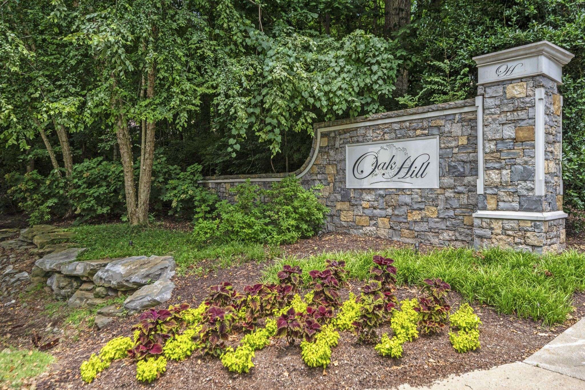 1355 Crown Point Pl, Nashville, TN 37211