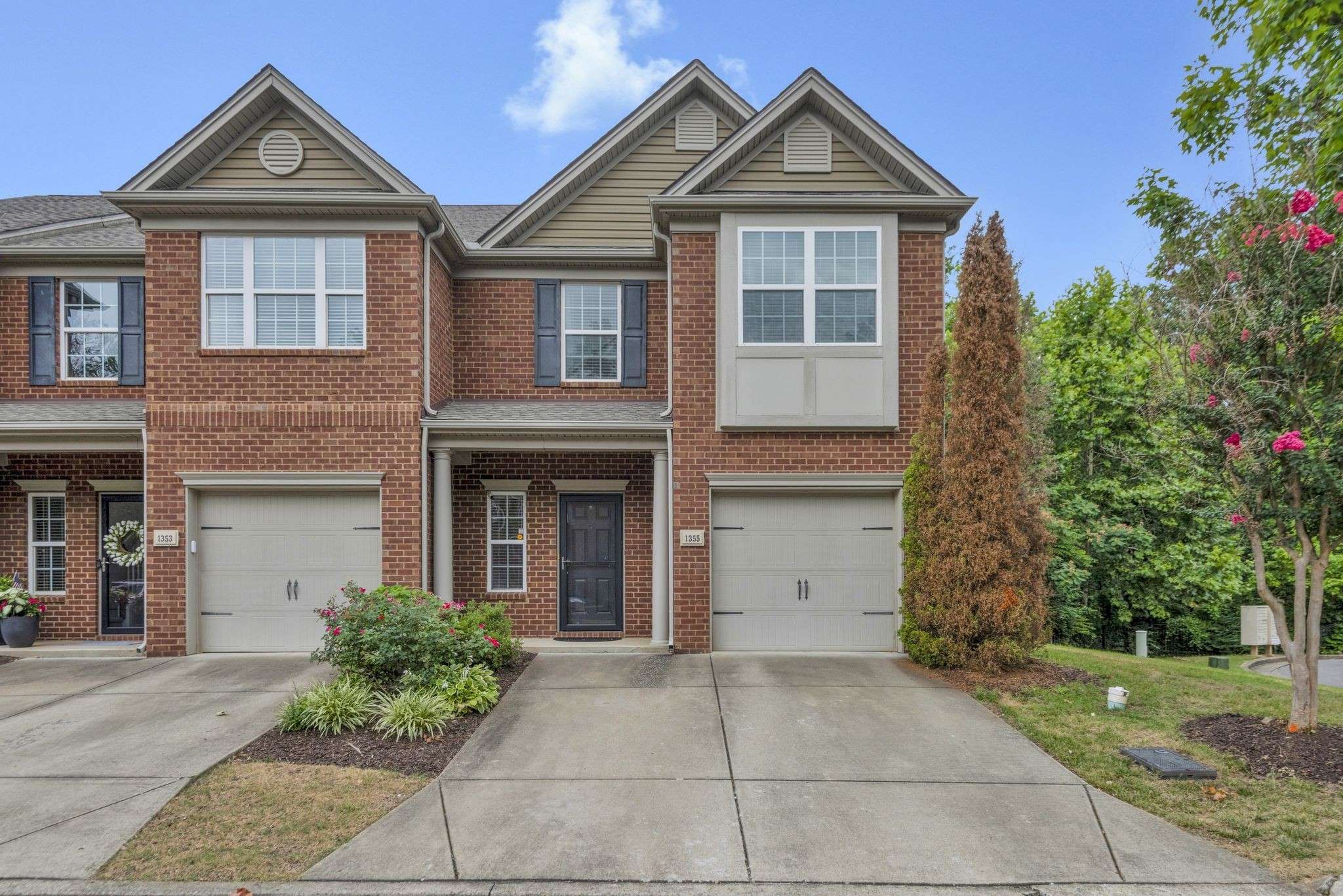 1355 Crown Point Pl, Nashville, TN 37211