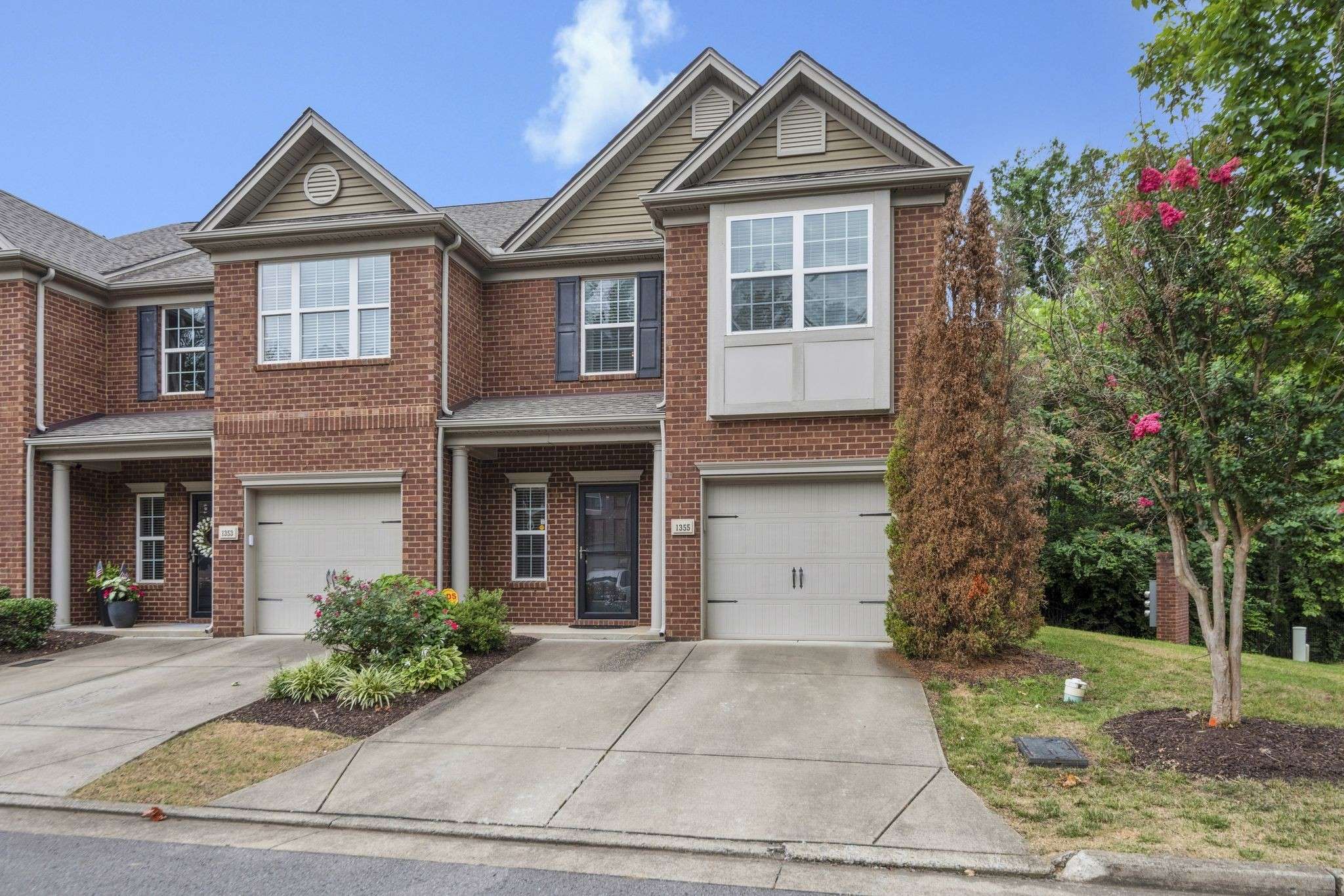 1355 Crown Point Pl, Nashville, TN 37211