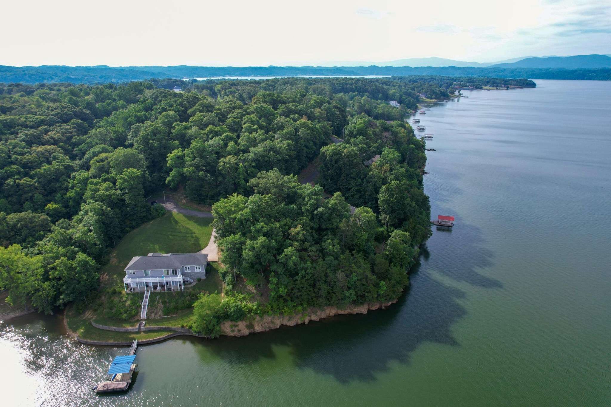 1147 Lakefront Place, Baneberry, TN 37890