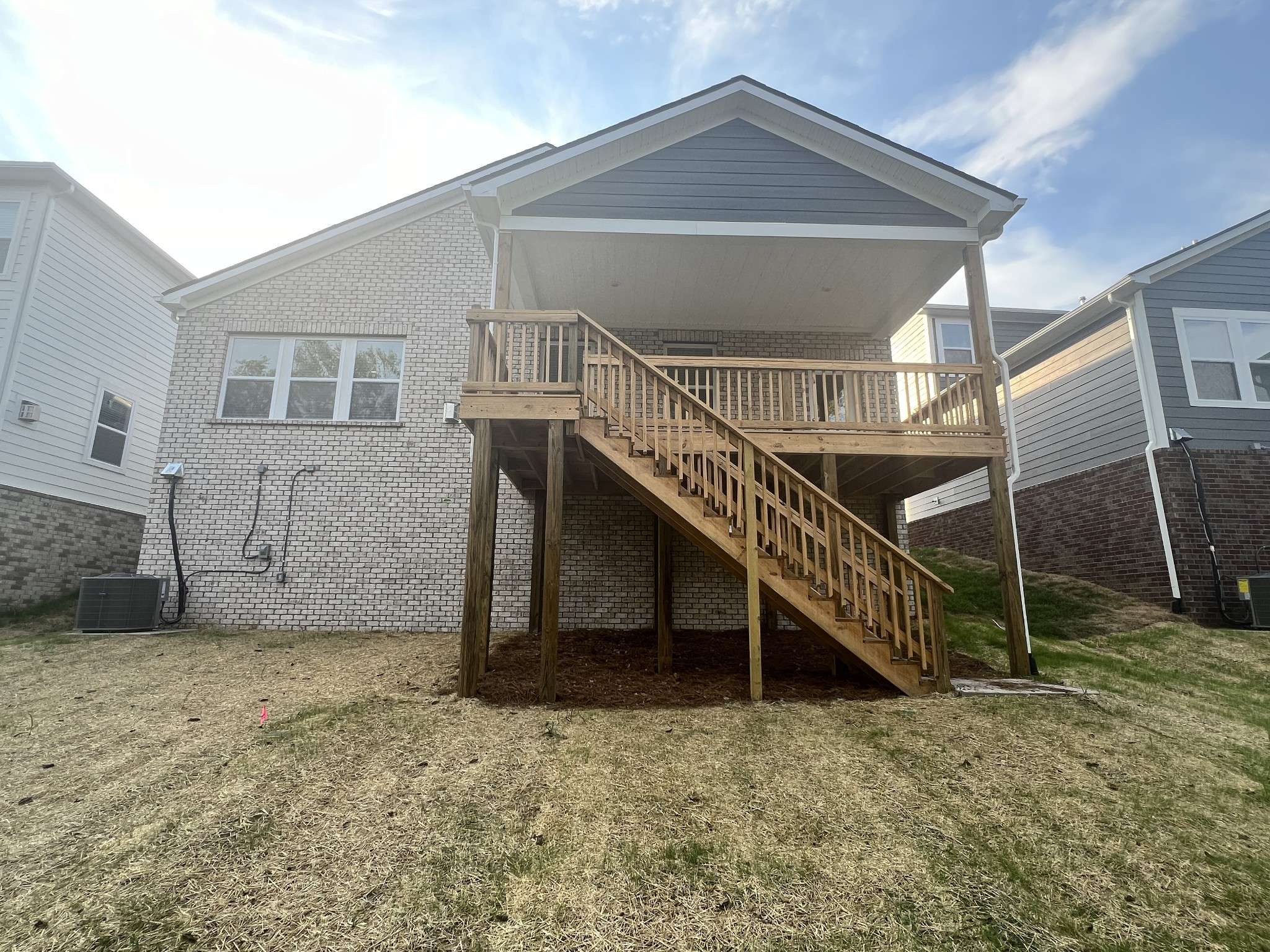 859 Nightingale Ave, Hendersonville, TN 37075
