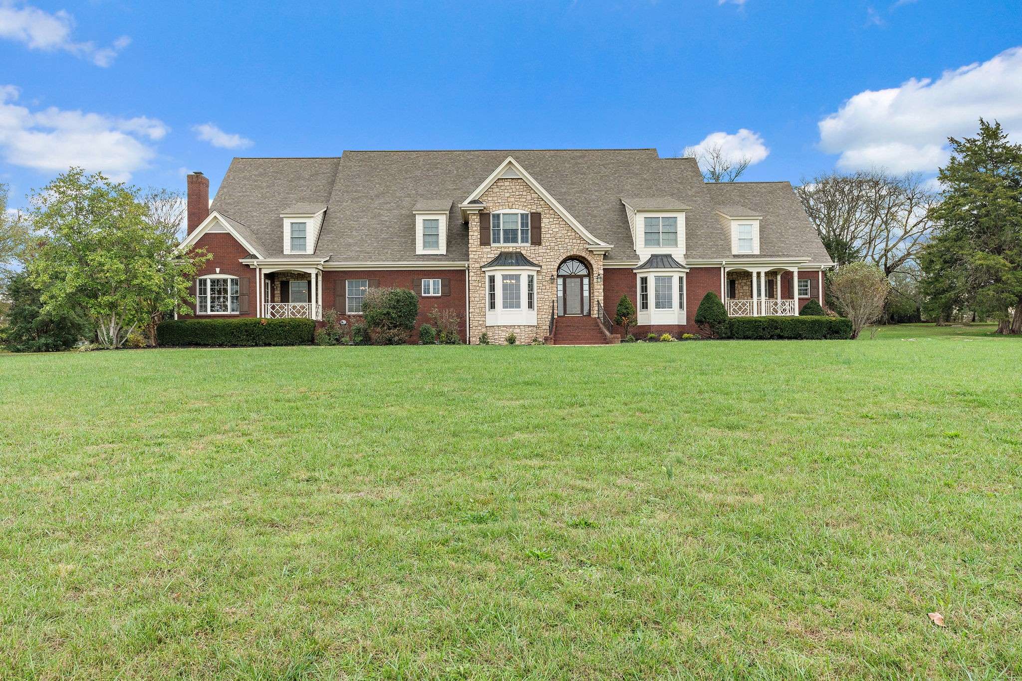 303 Middlefield Ln, Lascassas, TN 37085