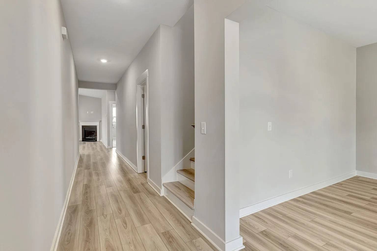 861 Nightingale Ave, Hendersonville, TN 37075