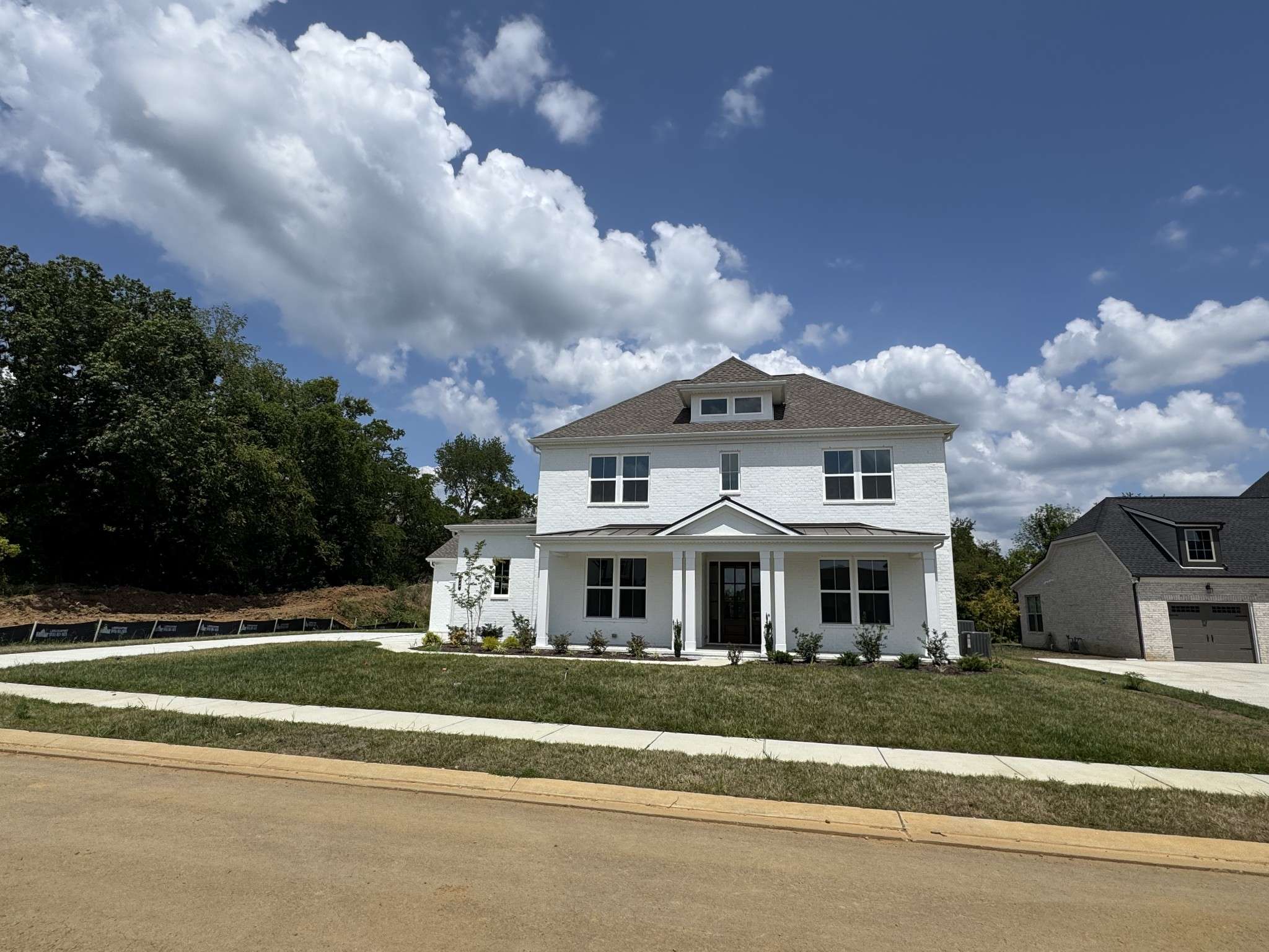 226 Willow Bend Drive, Hendersonville, TN 37075