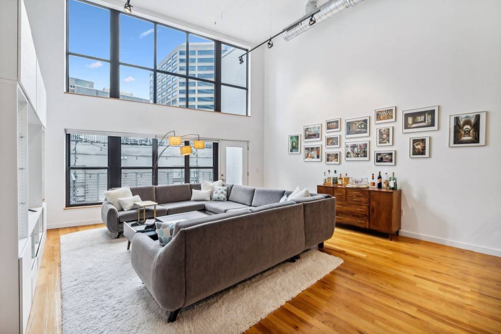 231 Rep John Lewis Way #N #503, Nashville, TN 37219