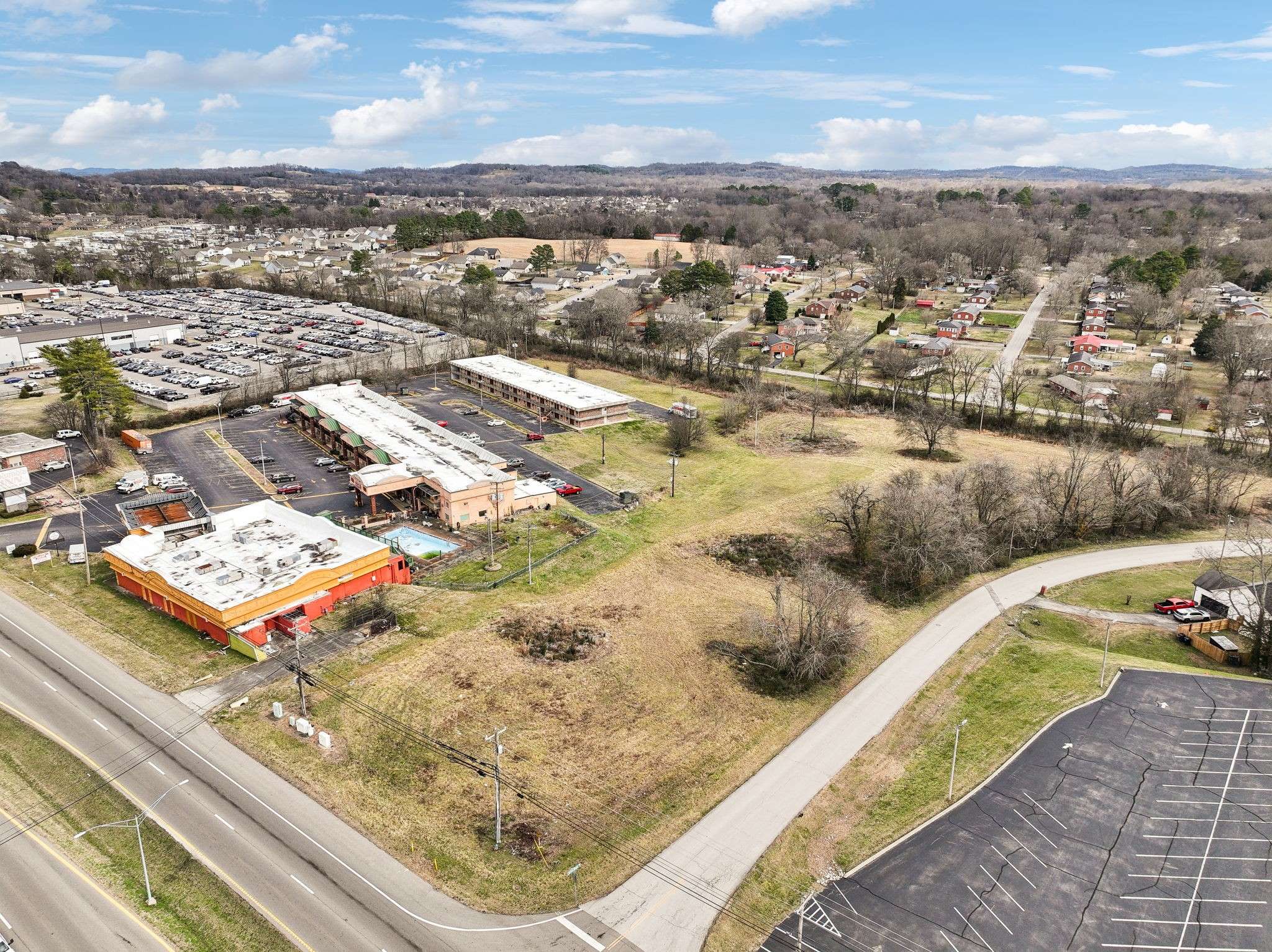 1208 Nashville Hwy, Columbia, TN 38401