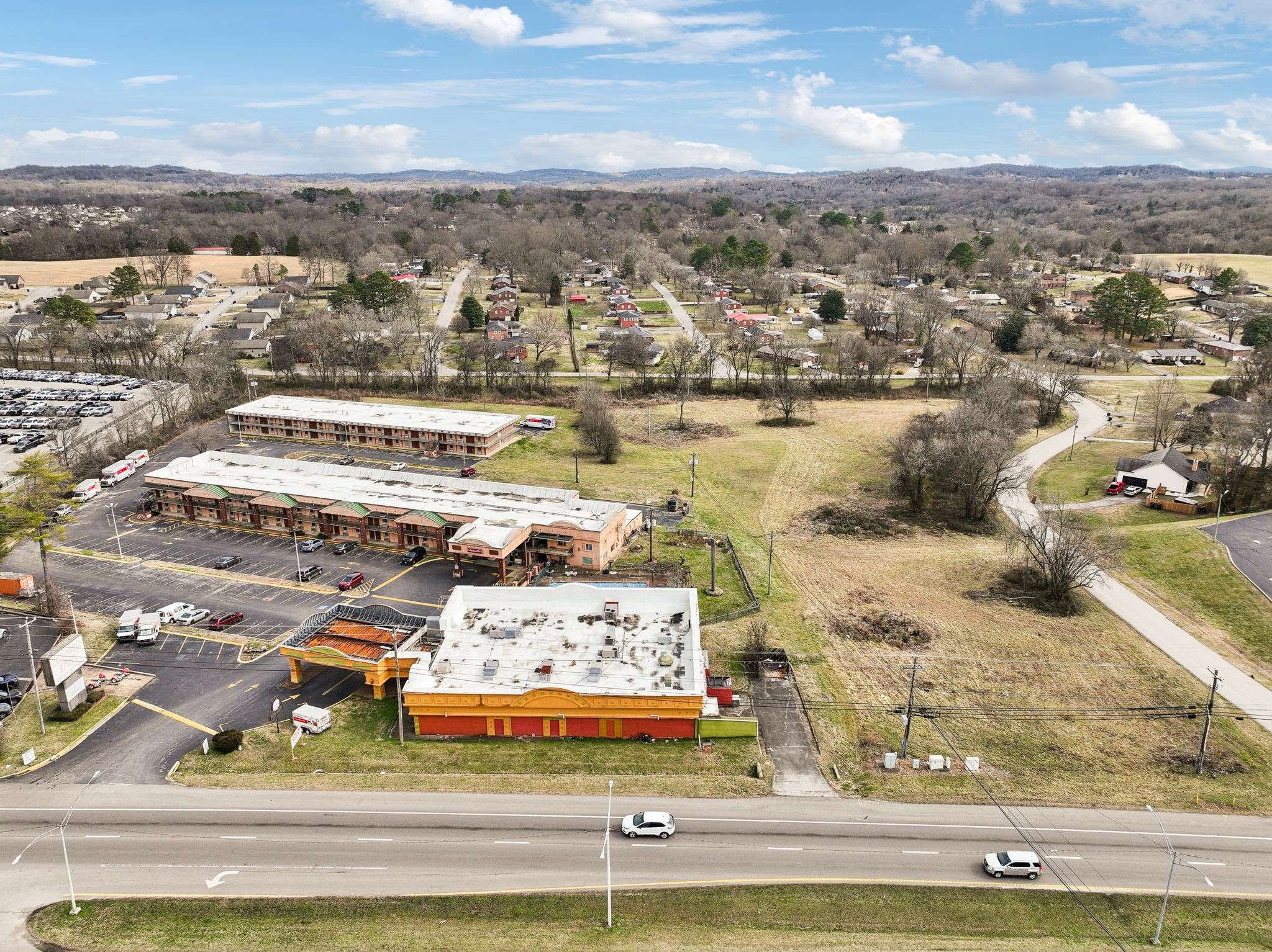 1208 Nashville Hwy, Columbia, TN 38401