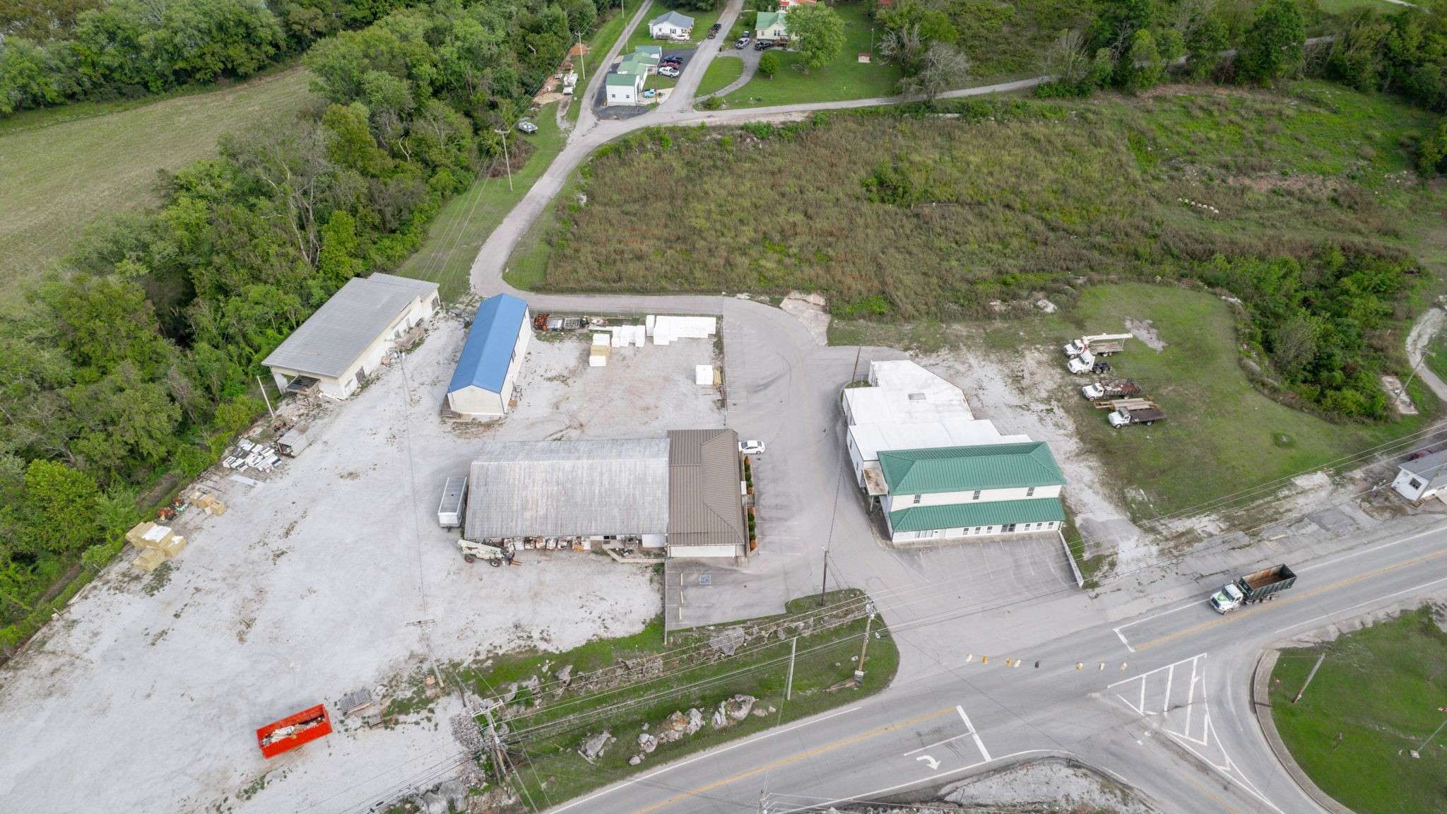 105 Hunter Ave, Carthage, TN 37030