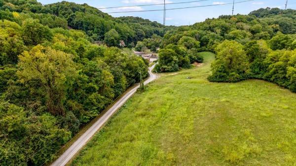 10 Hillenglade Dr, Nashville, TN 37207