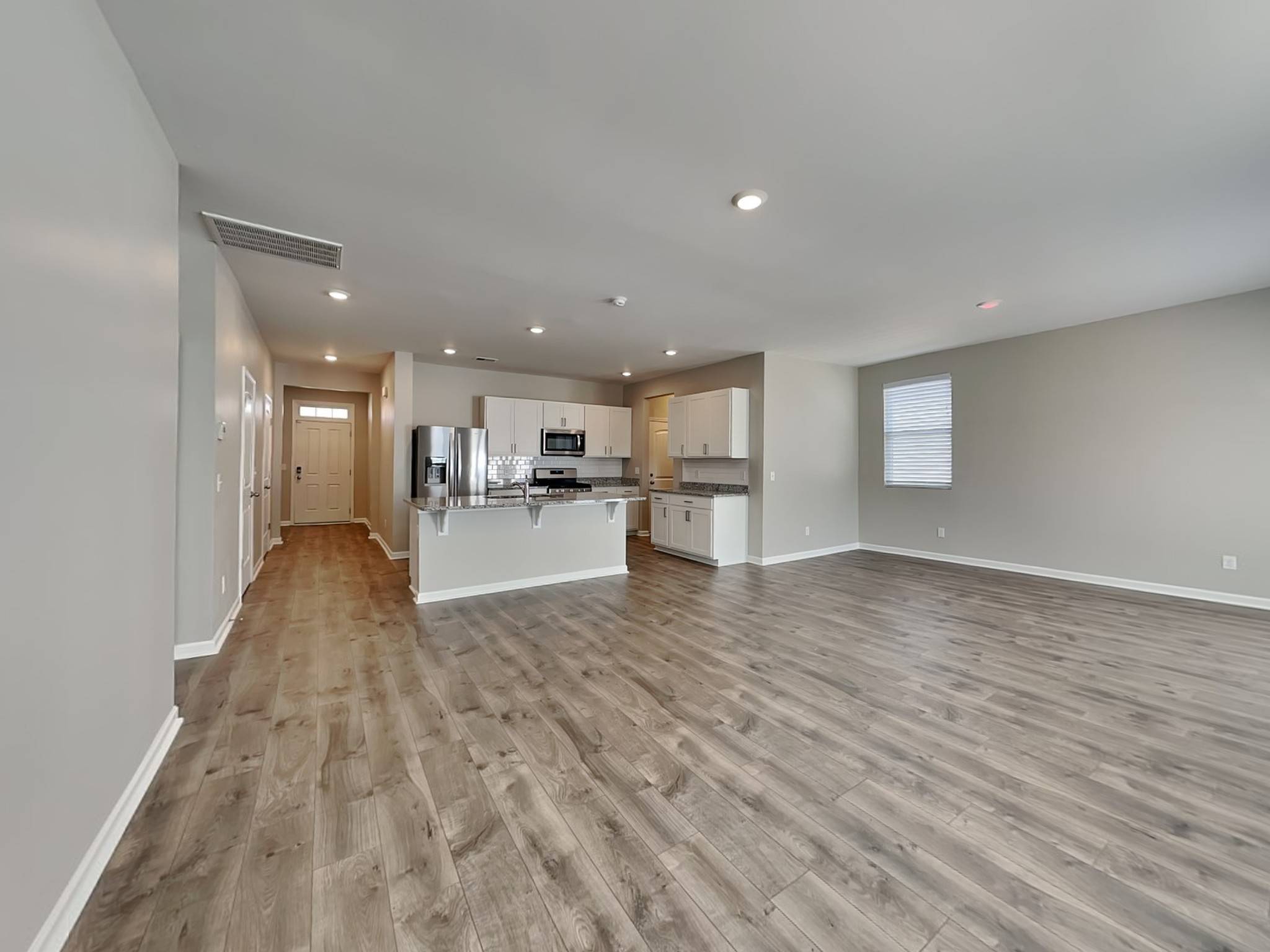 7249 Sunny Parks Dr, White House, TN 37188