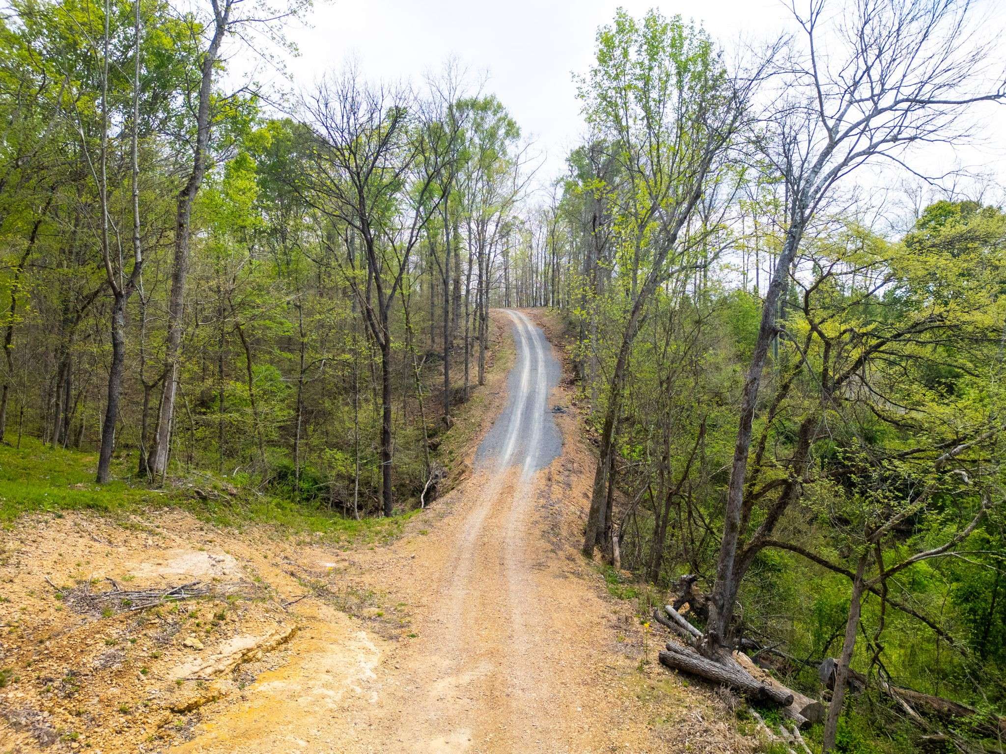 2 Valley View Rd, Joelton, TN 37080