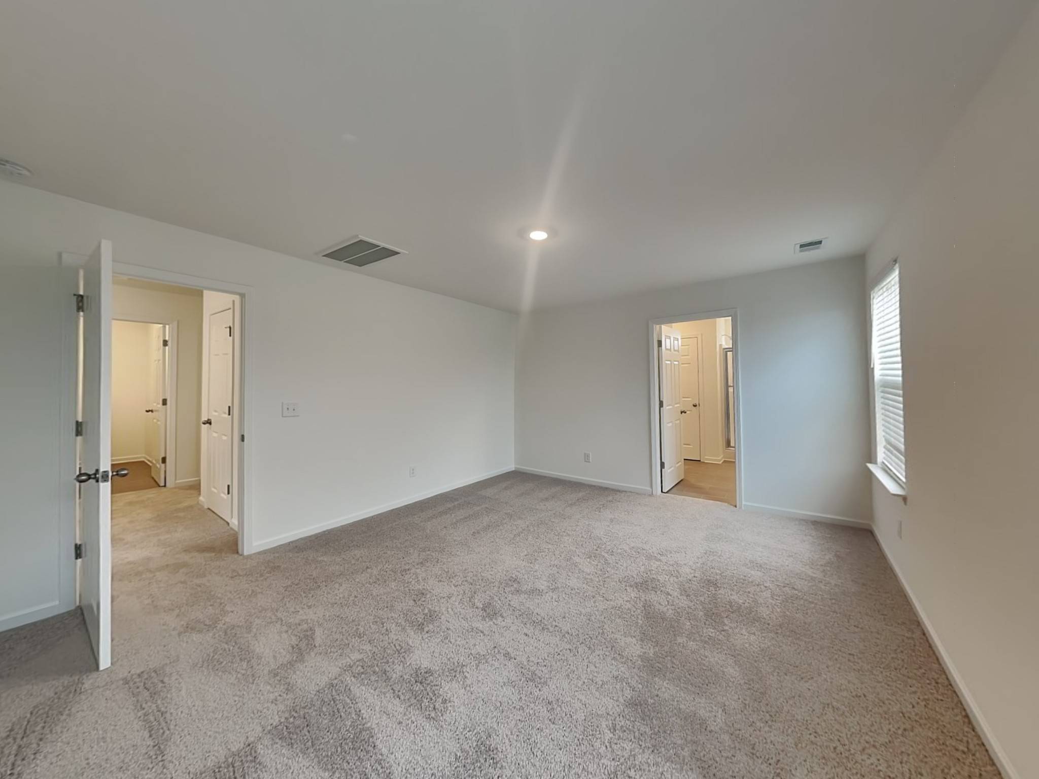 157 Crabourne Dr, White House, TN 37188