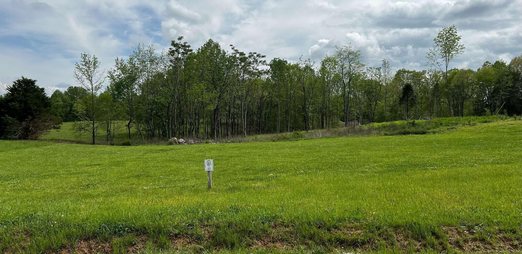 9360 Medlin Rd, Baxter, TN 38544