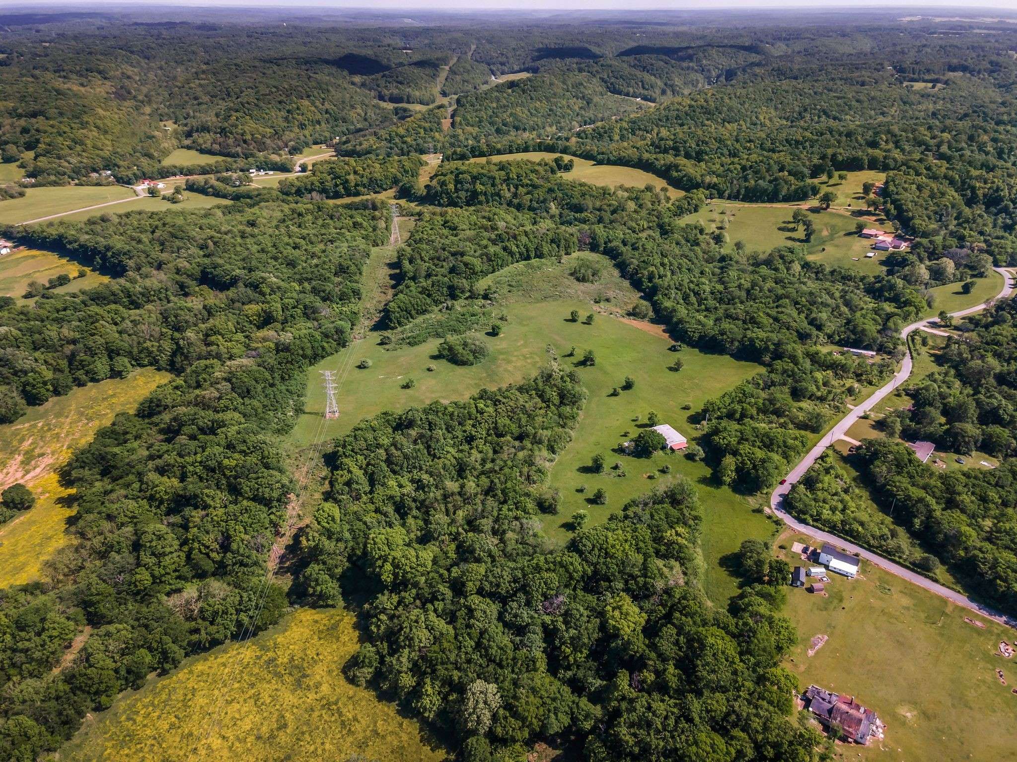 8475 Crawley Hill Rd, Mount Pleasant, TN 38474