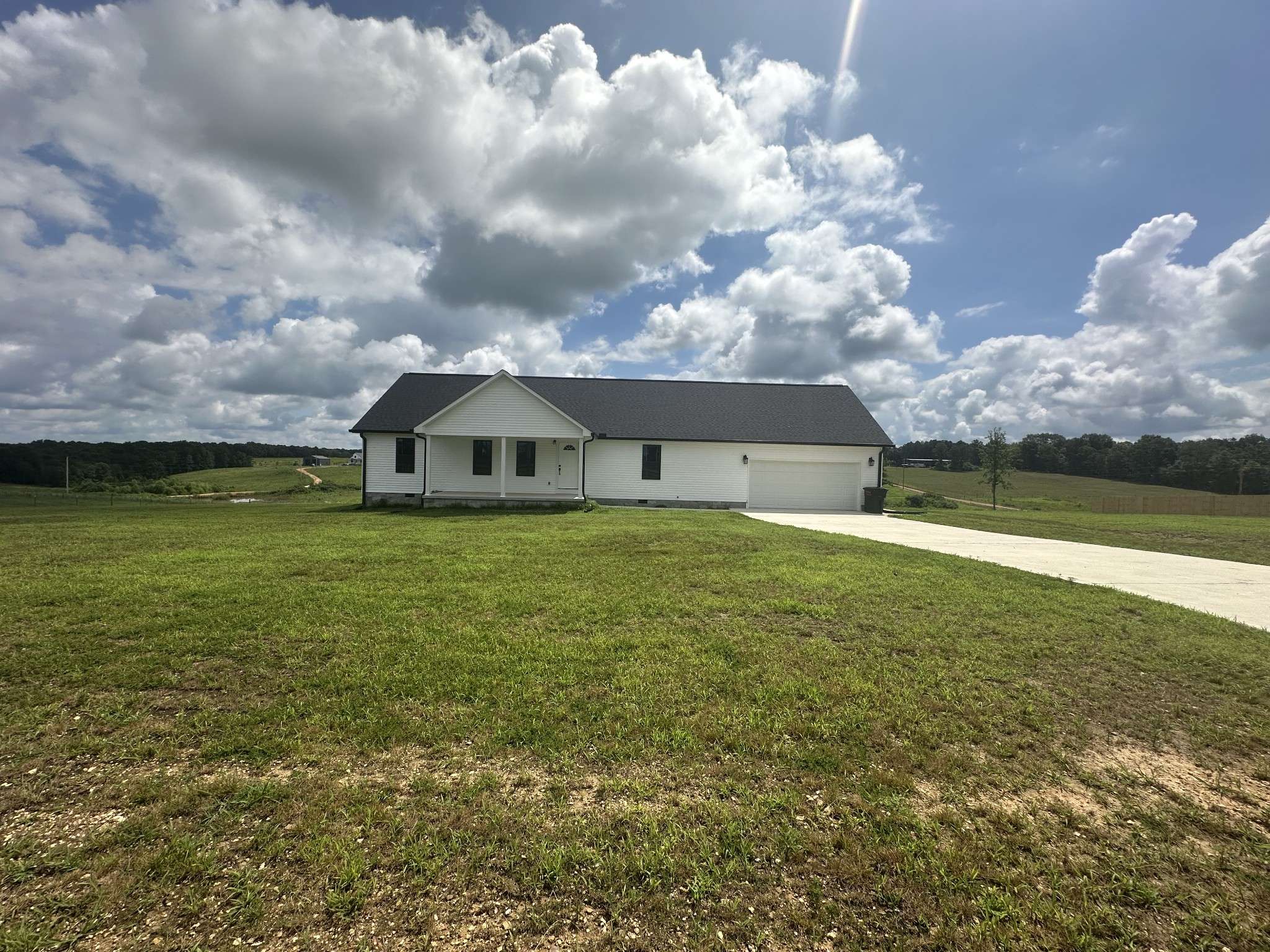 1654 Linvillle rd, Lawrenceburg, TN 38464
