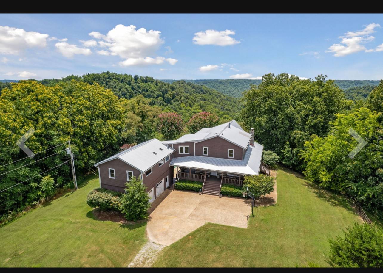 448 Dean Acre Ln, Liberty, TN 37095