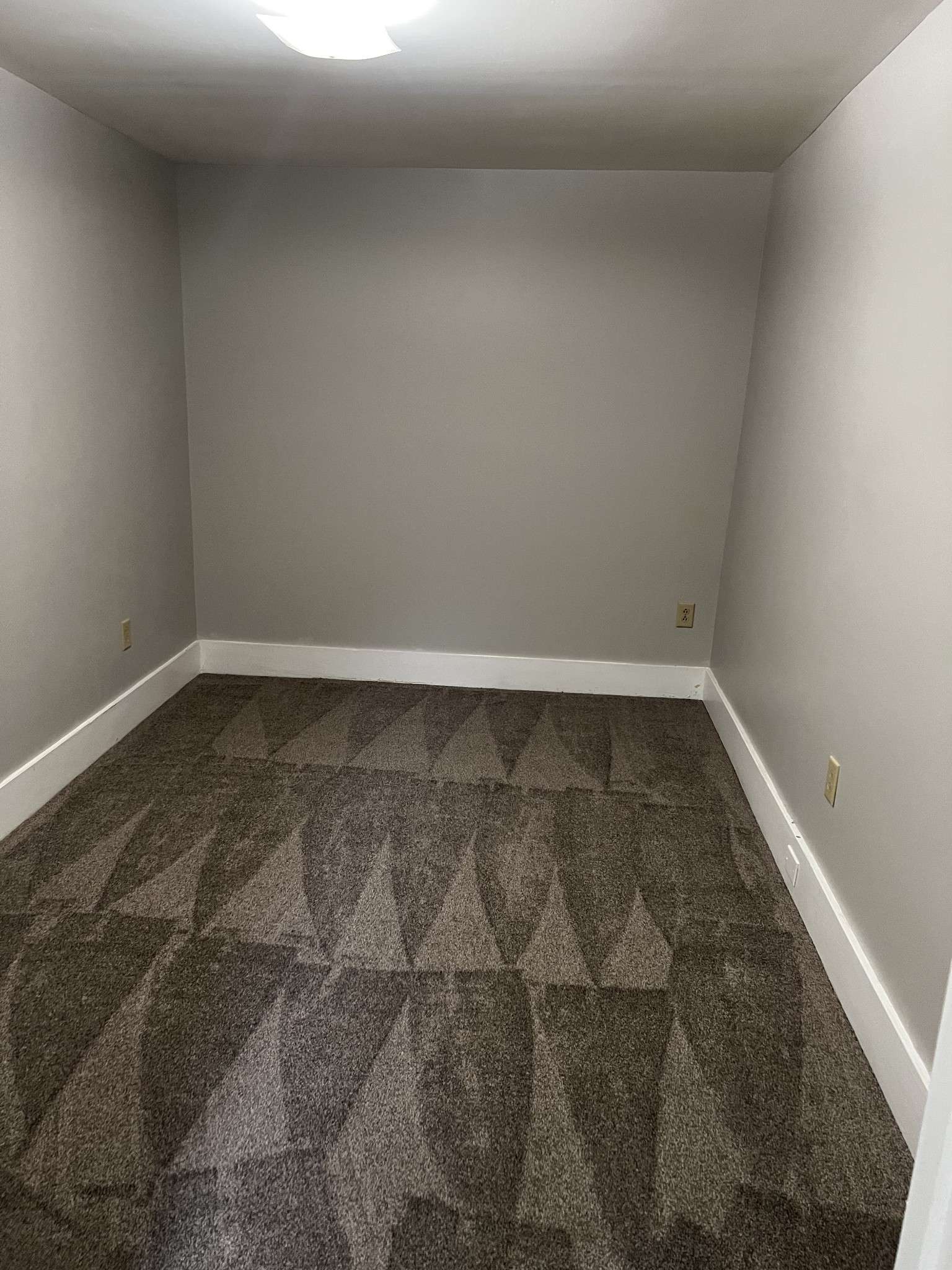 613 W 7th St, Columbia, TN 38401