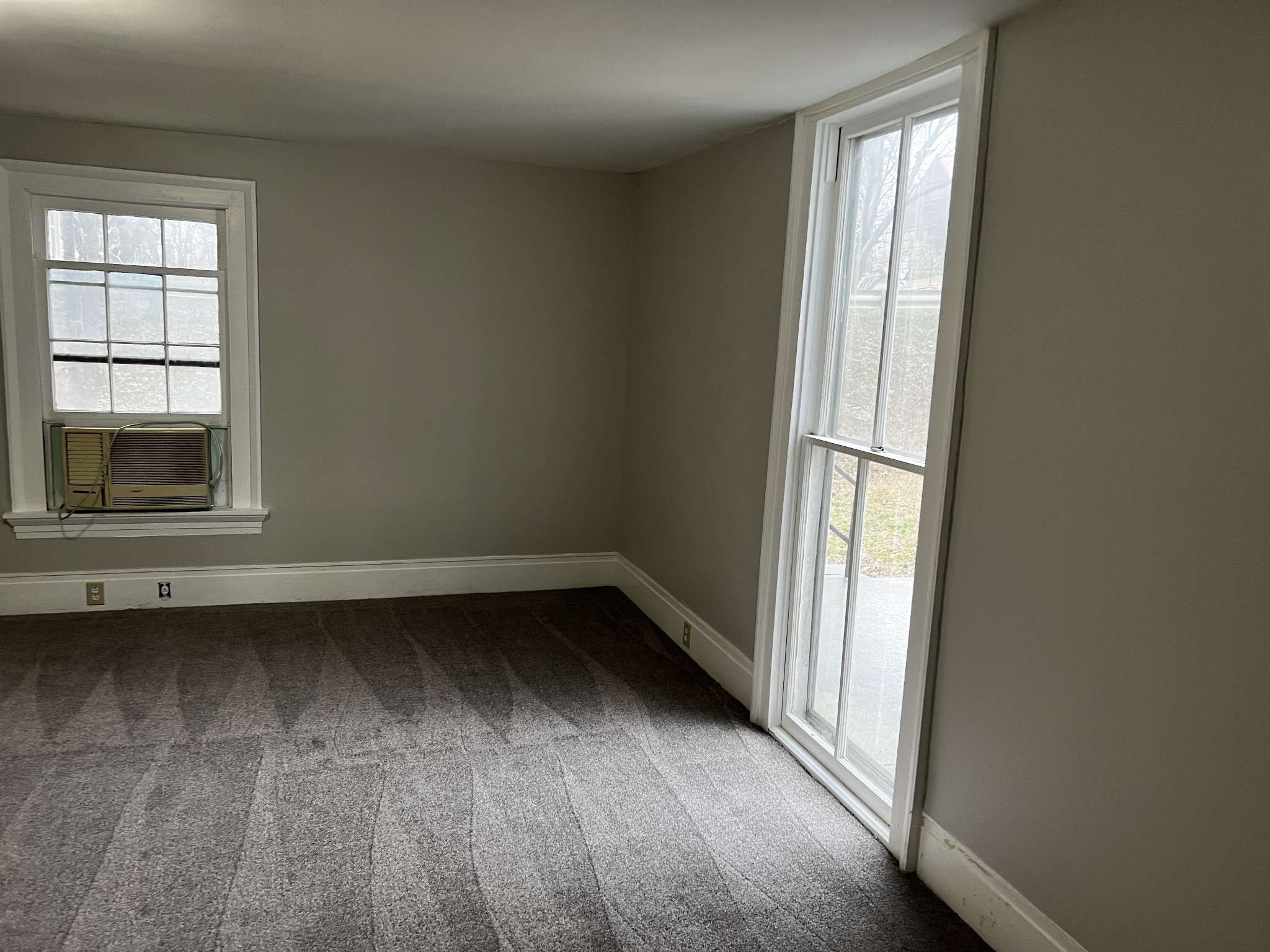 613 W 7th St, Columbia, TN 38401