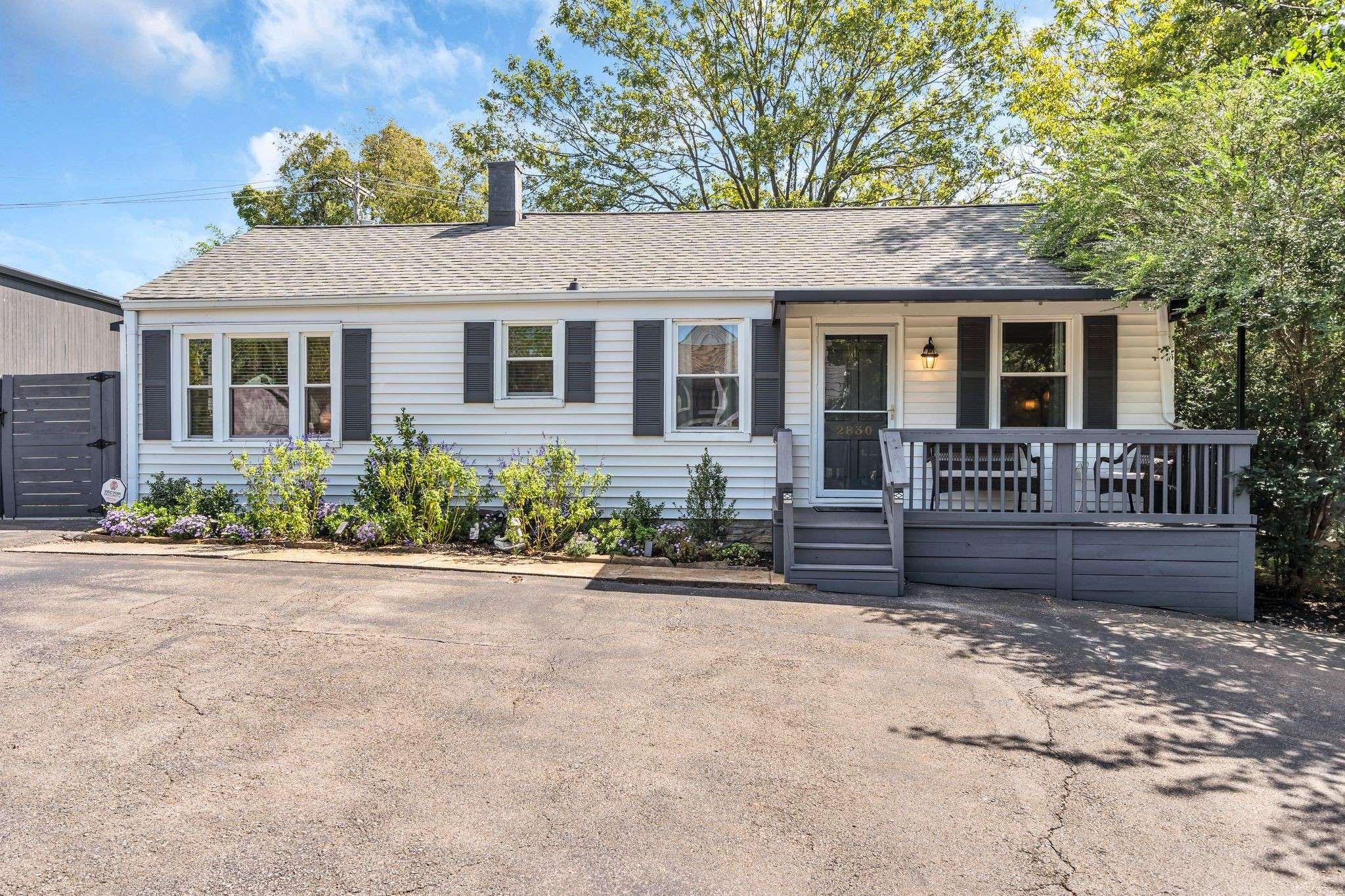 2830 Azalea Pl, Nashville, TN 37204